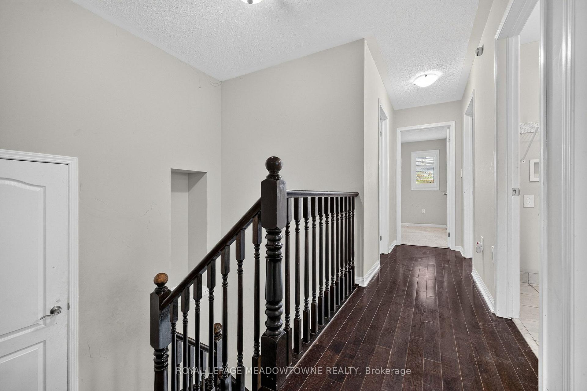 Photo 18 of 928 Raftis Crescent, Milton, Coates — HOMEH