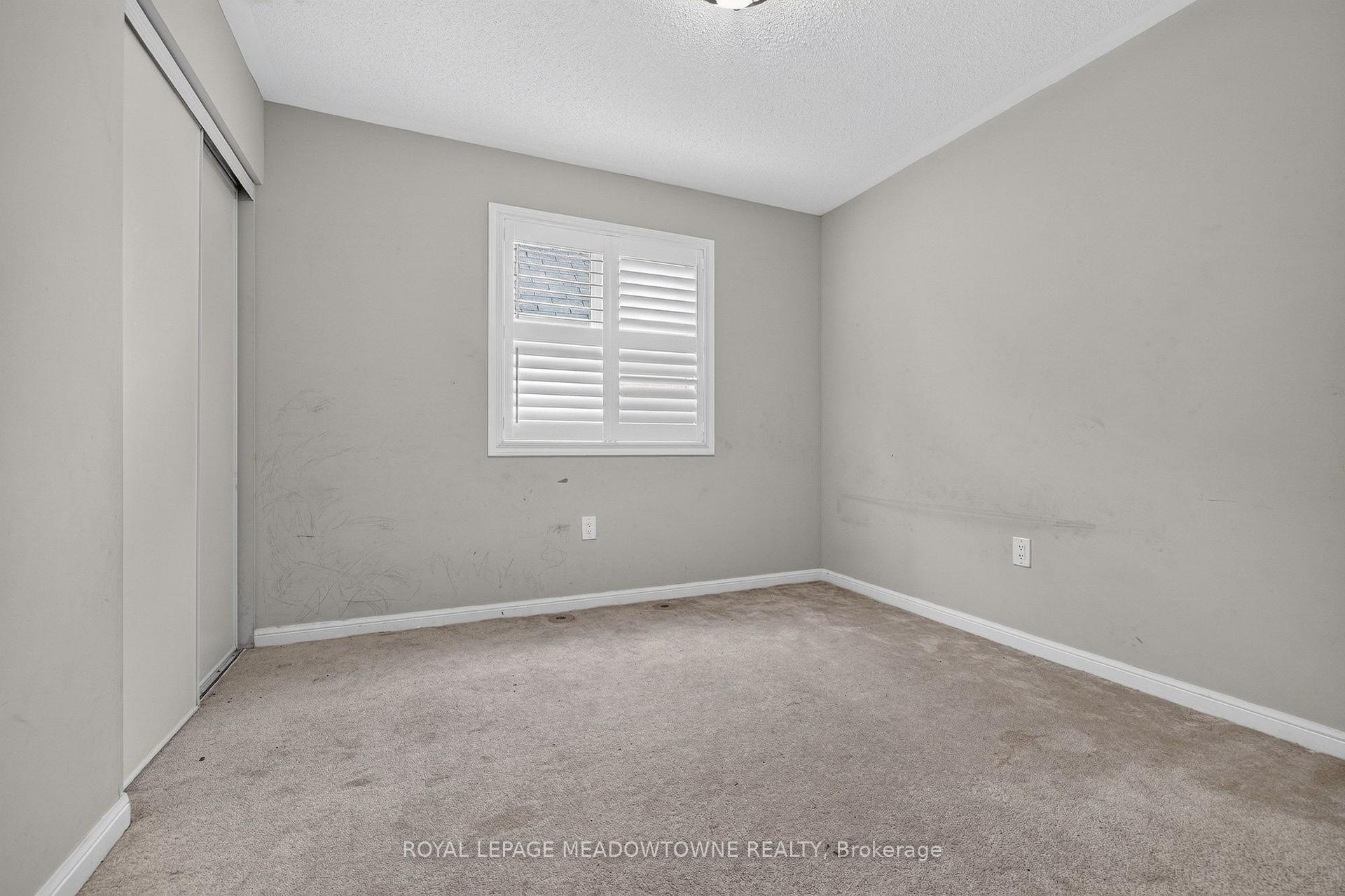 Photo 22 of 928 Raftis Crescent, Milton, Coates — HOMEH
