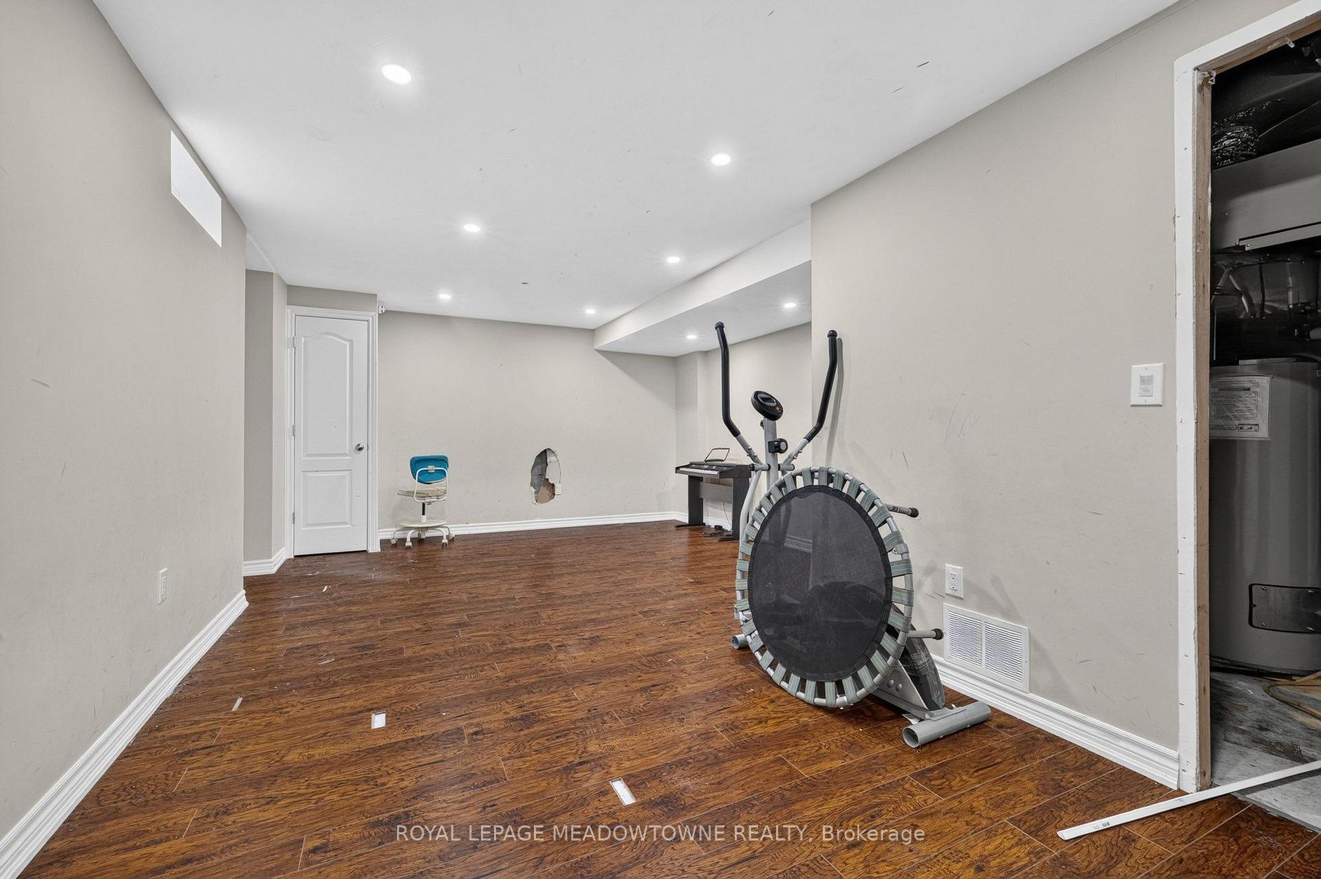 Photo 27 of 928 Raftis Crescent, Milton, Coates — HOMEH