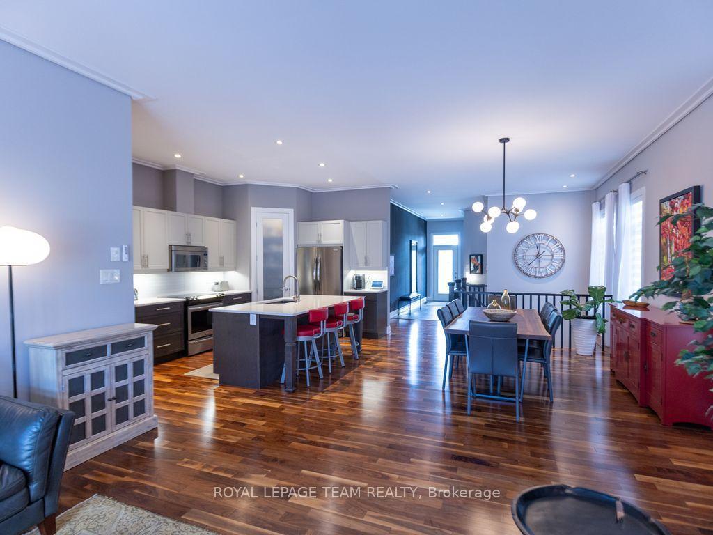 Photo 11 of 729 Carnelian Crescent, Ottawa, Riverside South/Gloucester Glen — HOMEH