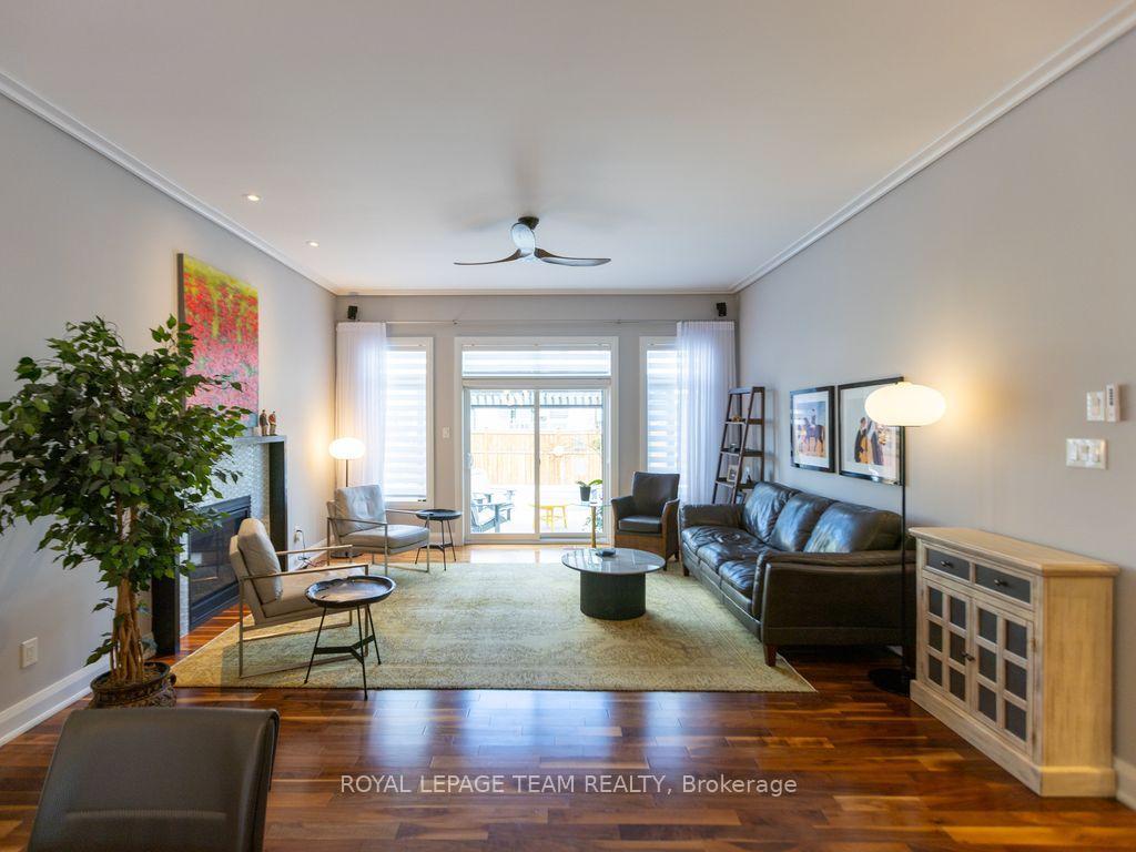 Photo 14 of 729 Carnelian Crescent, Ottawa, Riverside South/Gloucester Glen — HOMEH