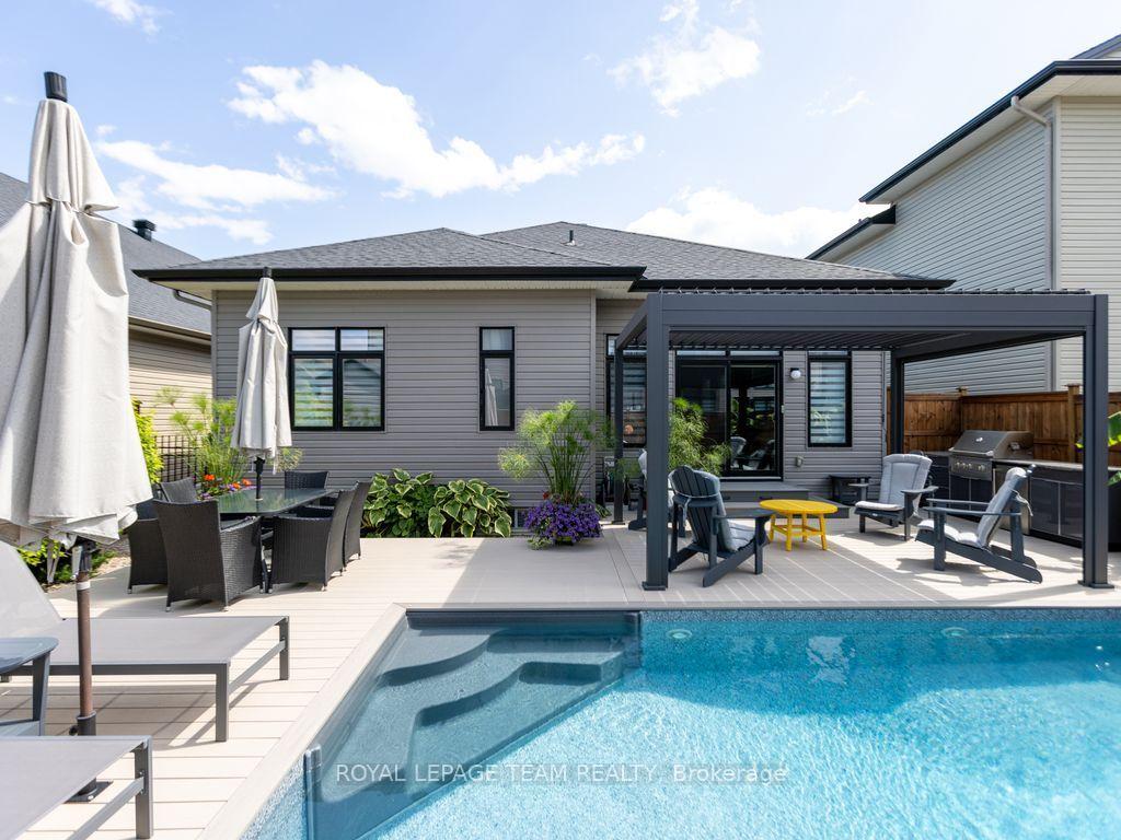 Photo 33 of 729 Carnelian Crescent, Ottawa, Riverside South/Gloucester Glen — HOMEH