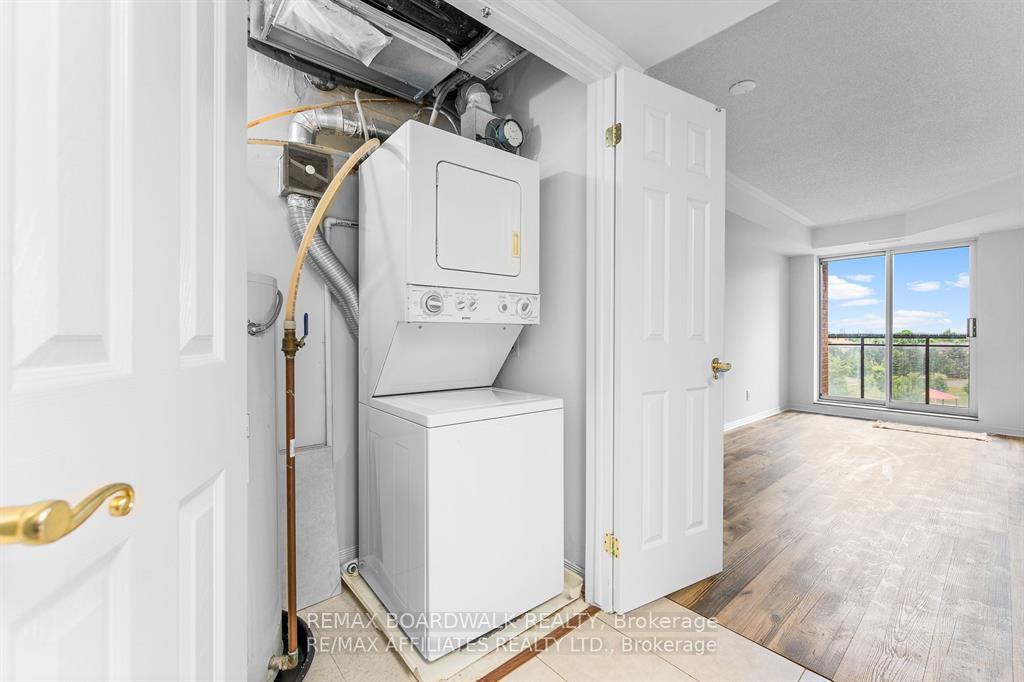 Photo 17 of Unit 5S, 310 Central Park Drive, Ottawa, Central Park — HOMEH
