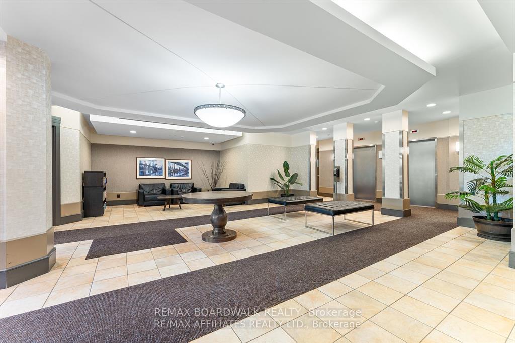 Photo 20 of Unit 5S, 310 Central Park Drive, Ottawa, Central Park — HOMEH