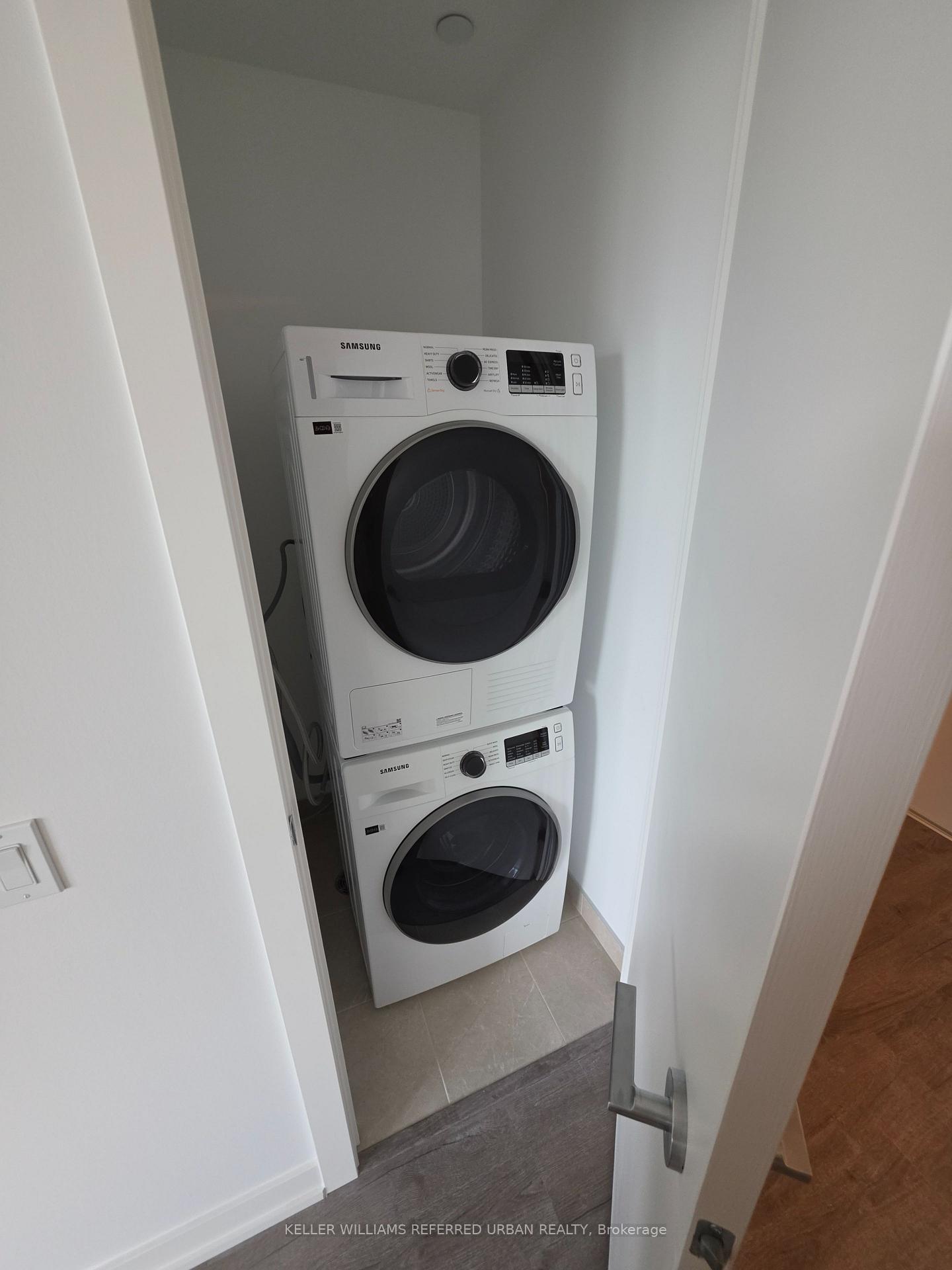 Photo 11 of Unit 901, 21 Meadowvale Road, Vaughan, Concord — HOMEH