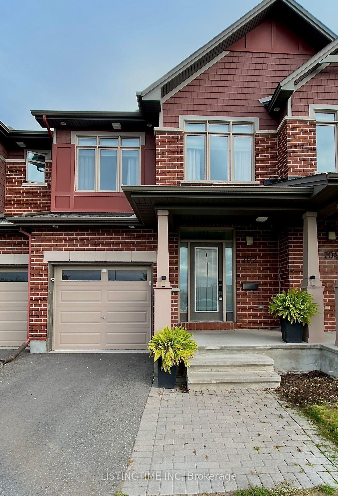 Front of 702 Brian Good Avenue