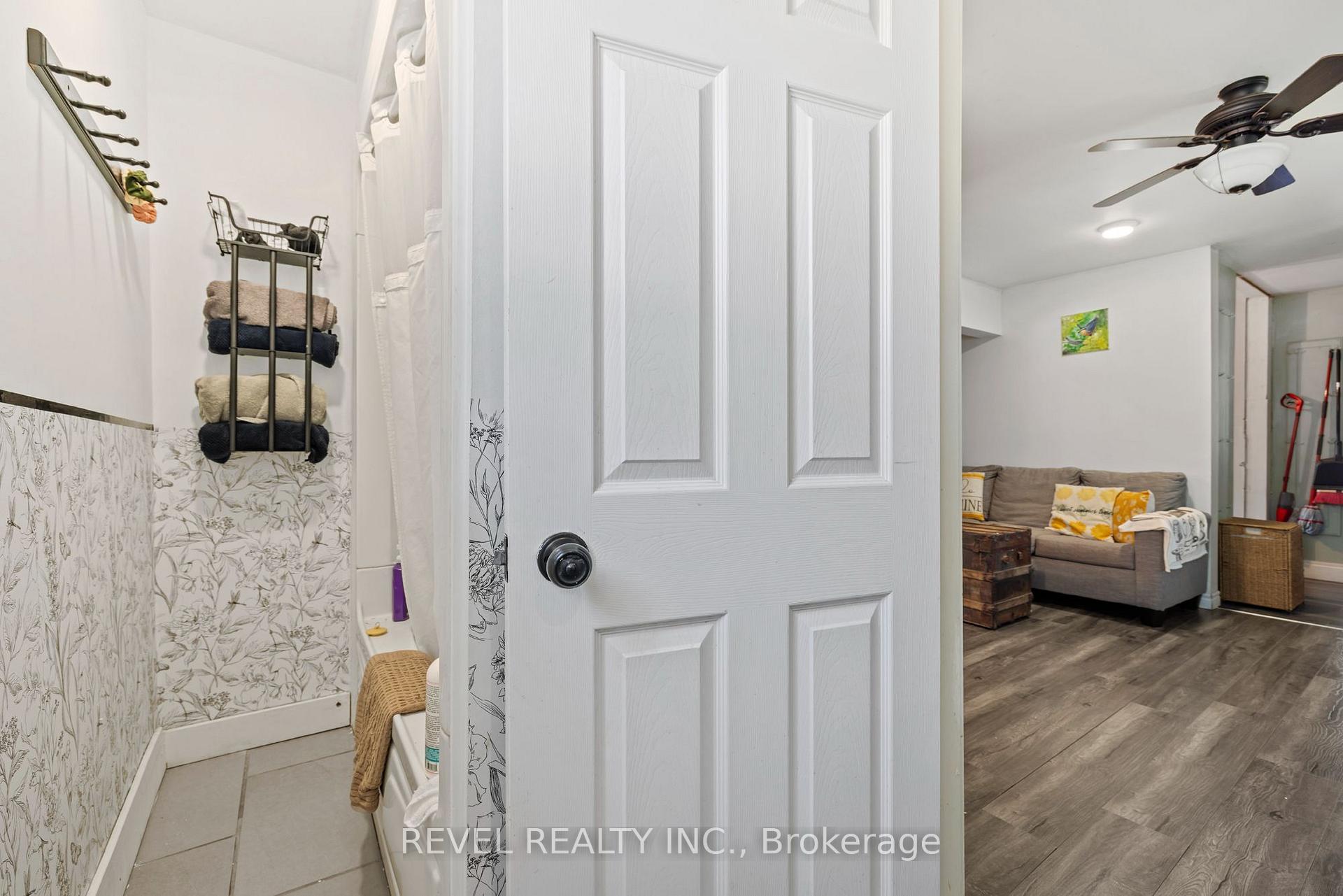 Photo 22 of 54 Chestnut Street E, St. Catharines, Secord Woods — HOMEH