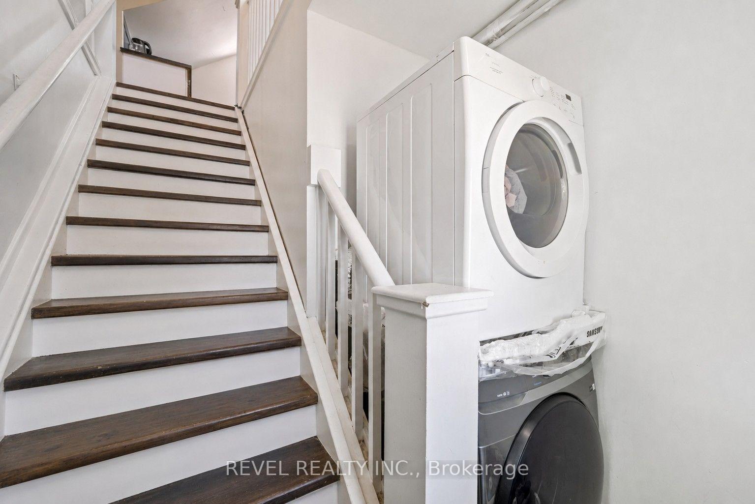Photo 25 of 54 Chestnut Street E, St. Catharines, Secord Woods — HOMEH