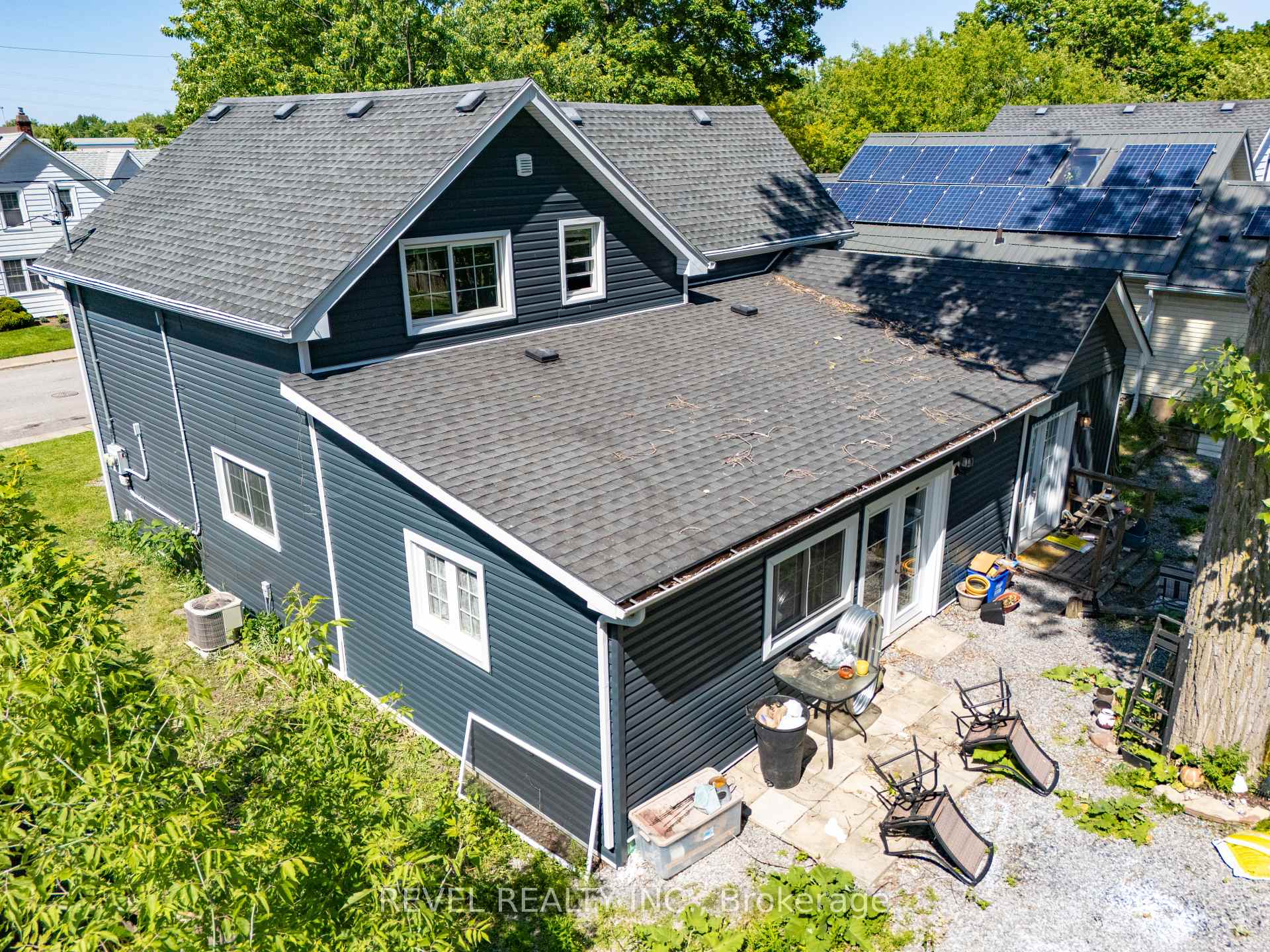 Photo 47 of 54 Chestnut Street E, St. Catharines, Secord Woods — HOMEH
