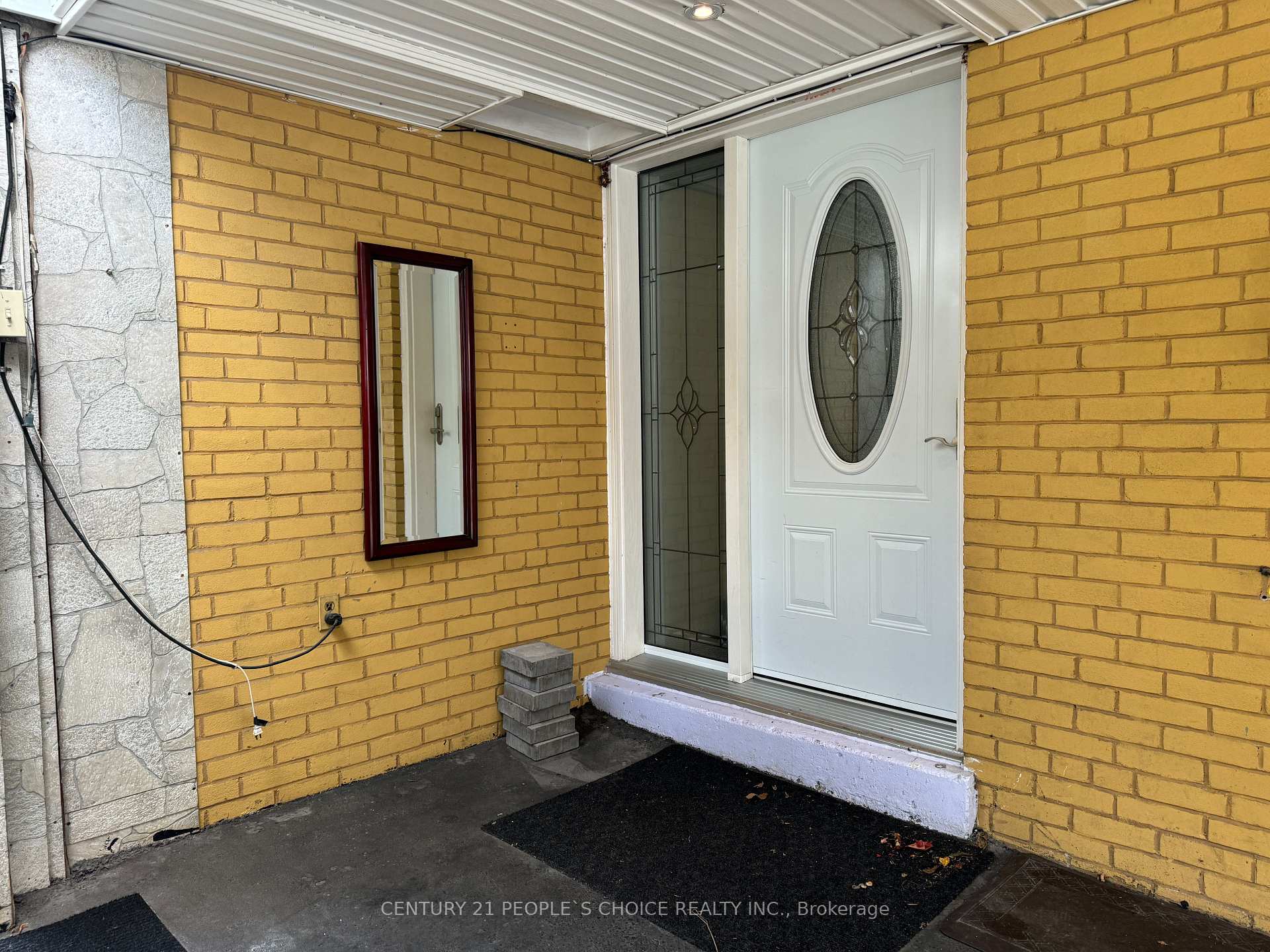Photo 14 of 128 Elmhurst Drive, Etobicoke, Rexdale-Kipling — HOMEH