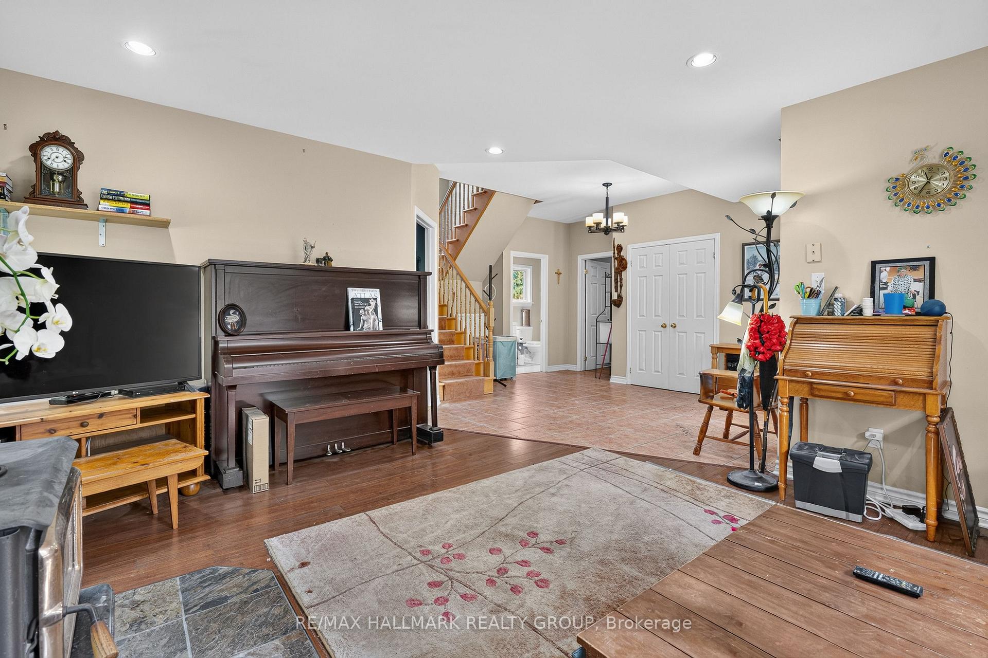 Photo 4 of 3212 Dukelow Road, Edwardsburgh/Cardinal, Edwardsburgh/Cardinal Twp — HOMEH