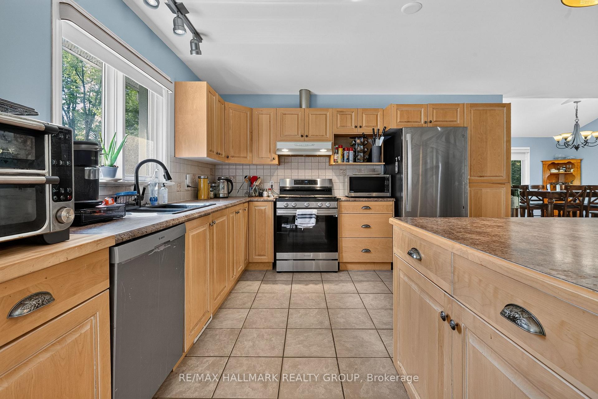 Photo 20 of 3212 Dukelow Road, Edwardsburgh/Cardinal, Edwardsburgh/Cardinal Twp — HOMEH