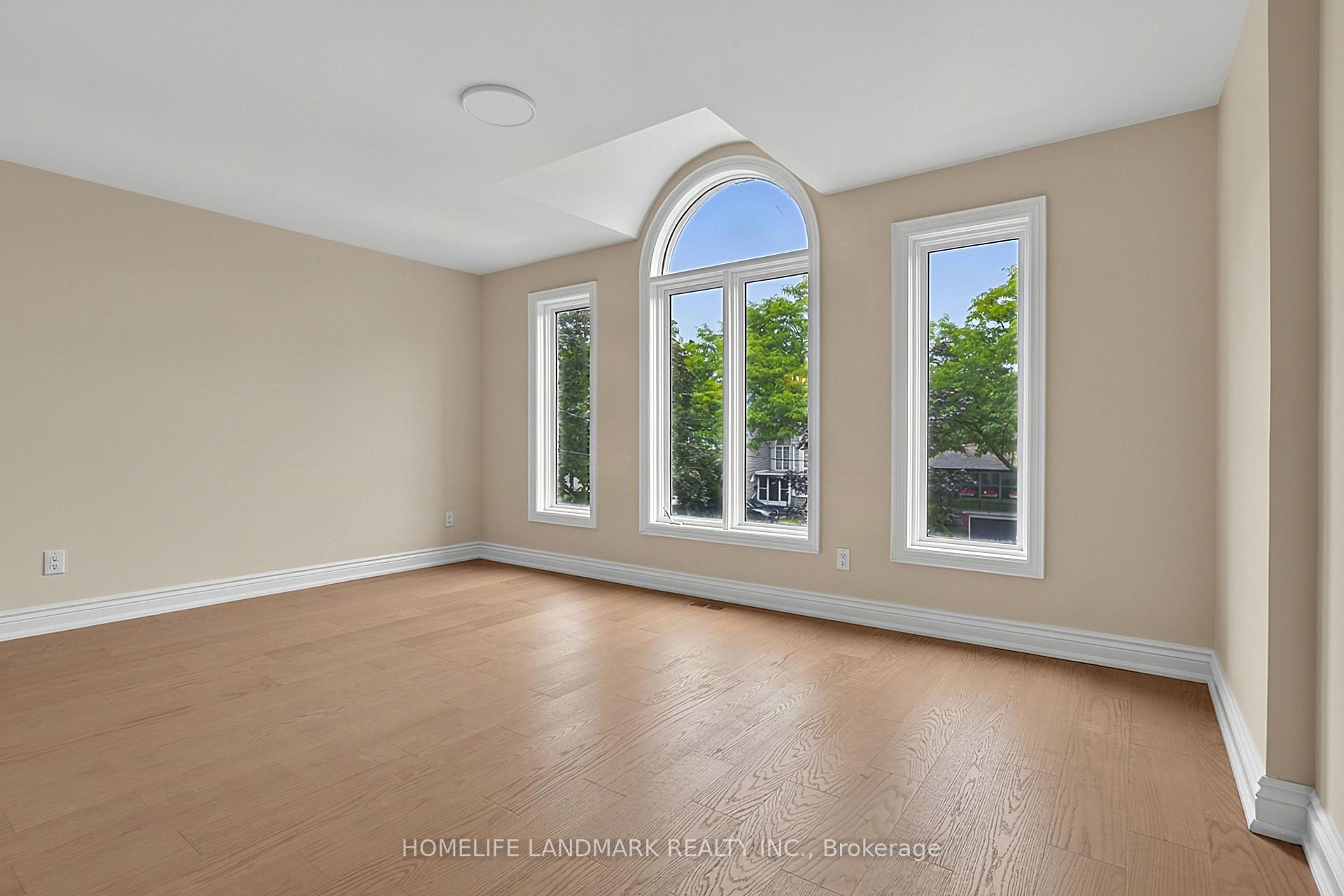 Photo 33 of 162 Byng Avenue, North York, Willowdale East — HOMEH