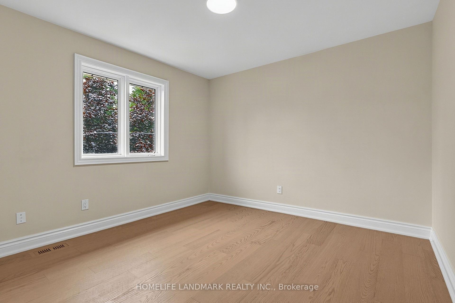 Photo 35 of 162 Byng Avenue, North York, Willowdale East — HOMEH