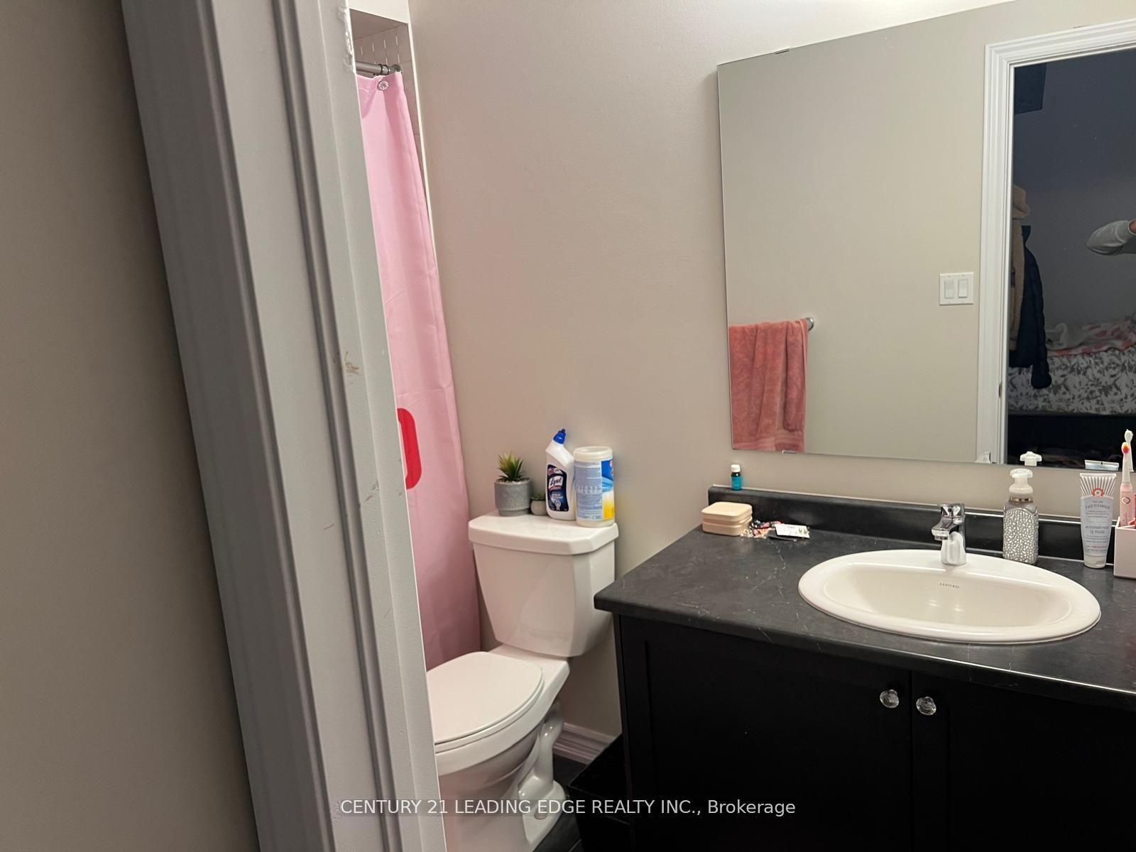 Photo 12 of 29 Douet Lane, Ajax, South East — HOMEH