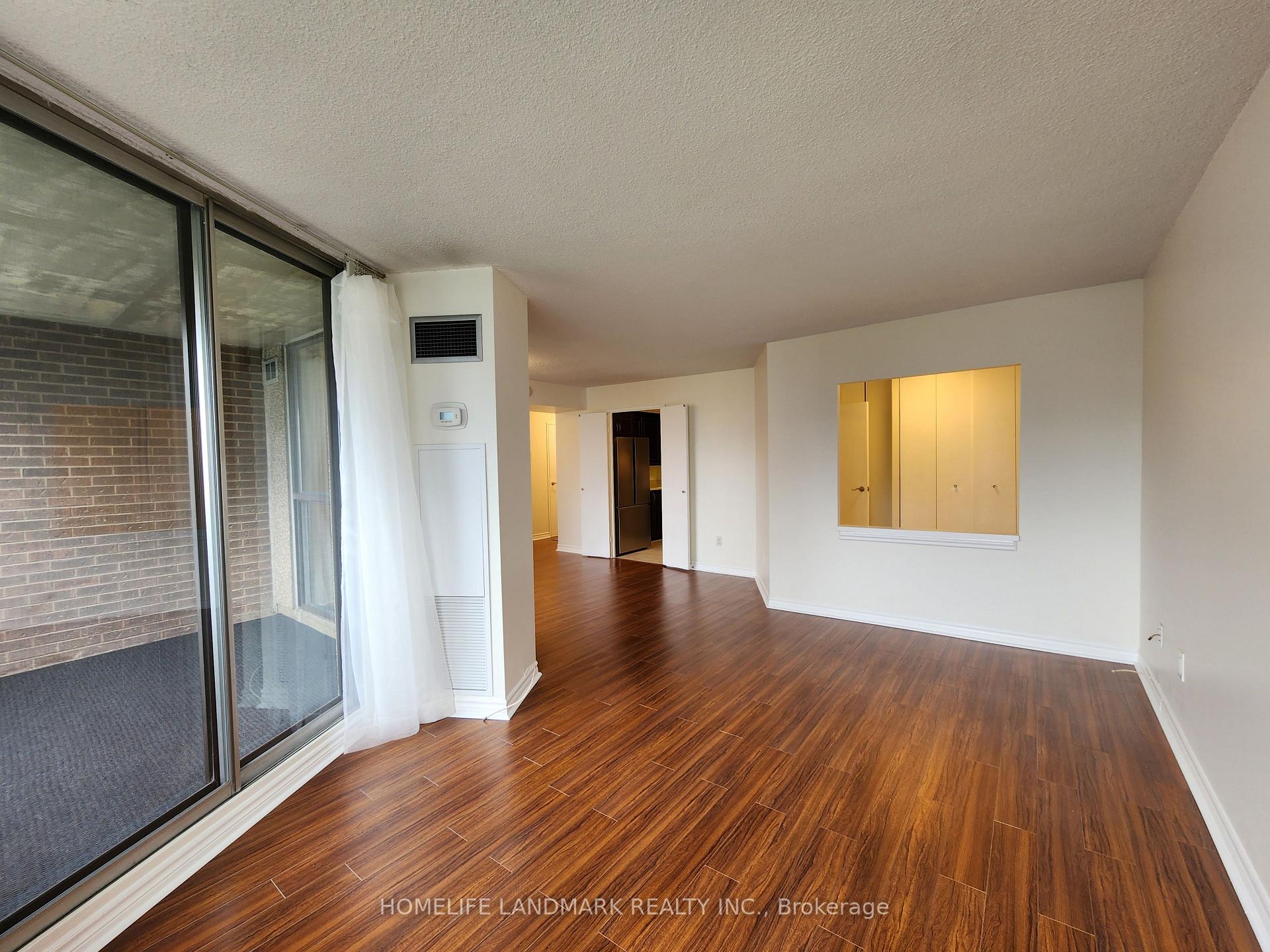 Photo 2 of Unit 910, 50 Elm Drive E, Mississauga, Mississauga Valleys — HOMEH