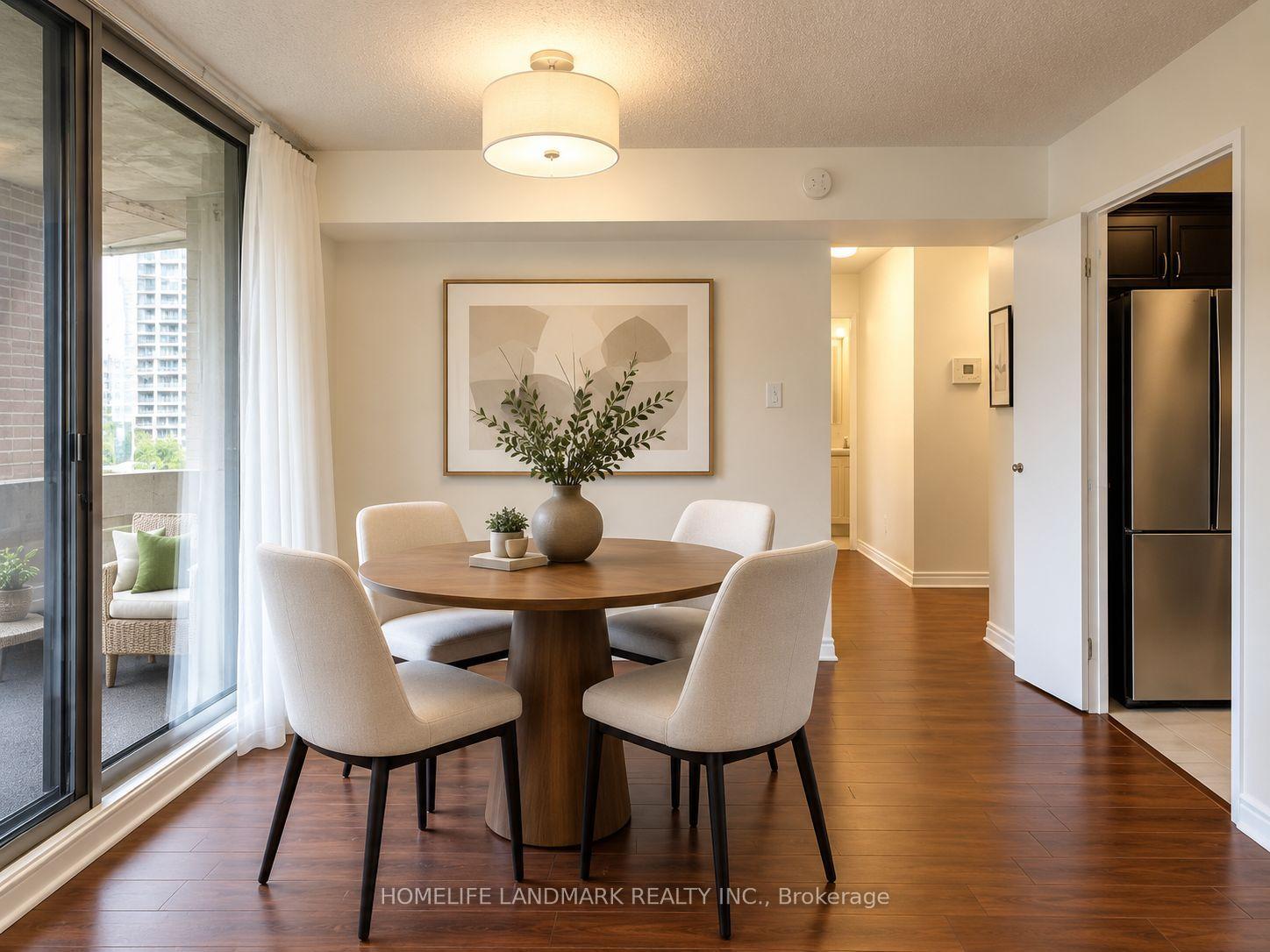 Photo 3 of Unit 910, 50 Elm Drive E, Mississauga, Mississauga Valleys — HOMEH