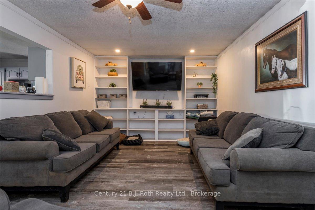 Photo 9 of 2286 Flos 10 Road, Springwater, Rural Springwater — HOMEH