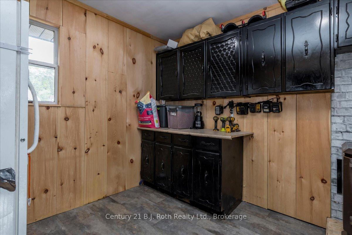 Photo 16 of 2286 Flos 10 Road, Springwater, Rural Springwater — HOMEH