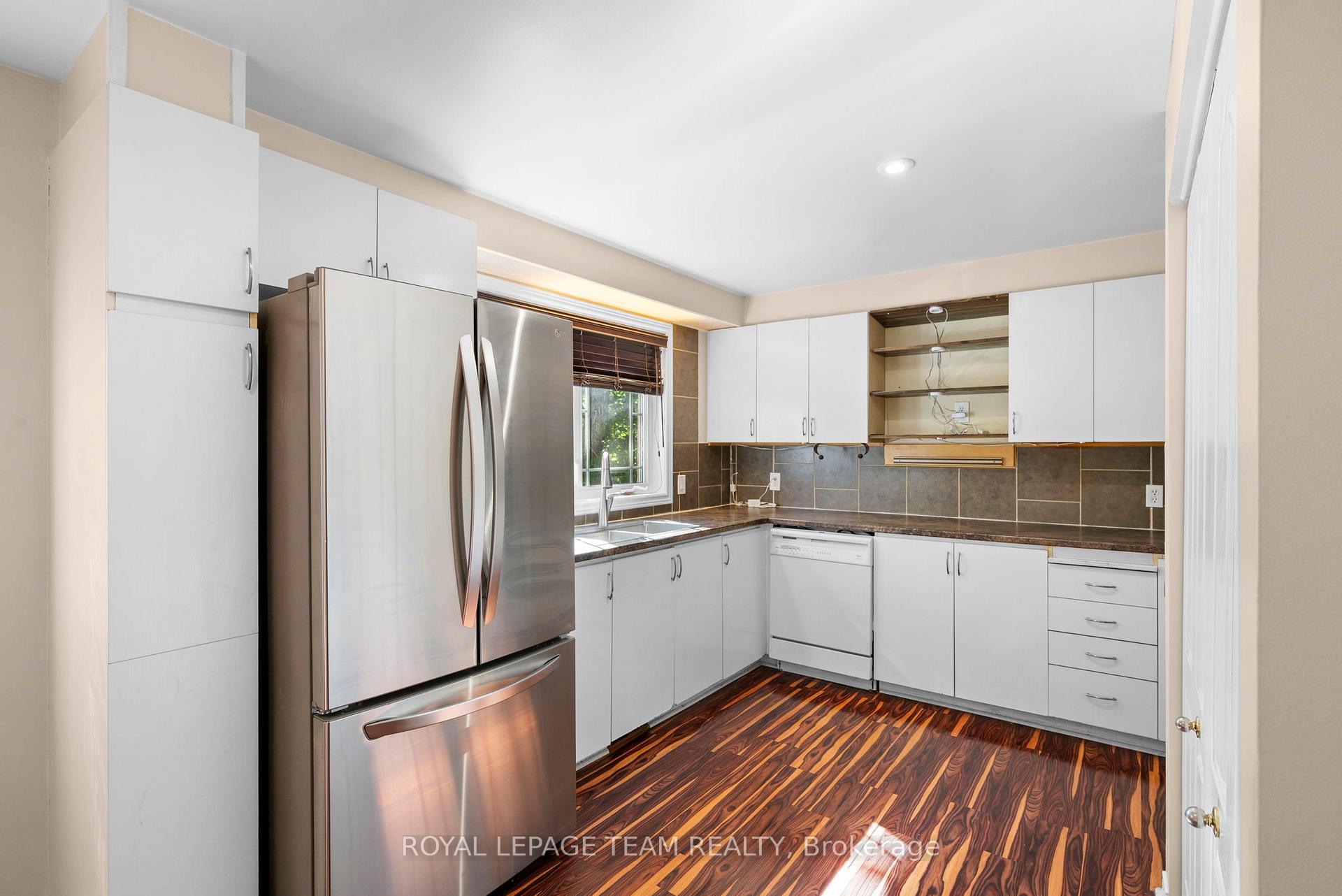 Photo 15 of 8 Mannington Court, Ottawa, Barrhaven - Cedargrove/Fraserdale — HOMEH
