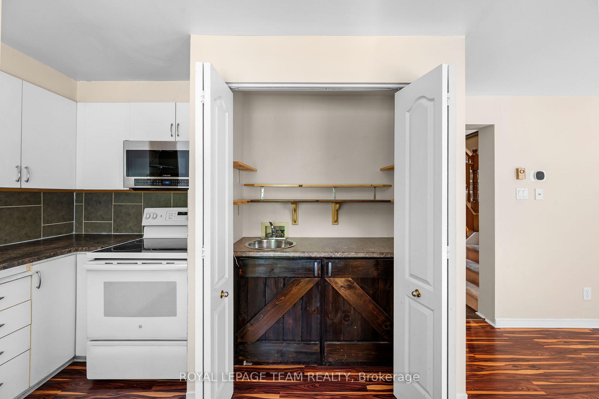 Photo 17 of 8 Mannington Court, Ottawa, Barrhaven - Cedargrove/Fraserdale — HOMEH