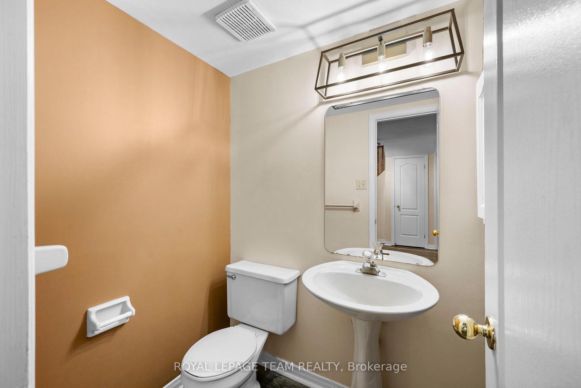 Photo 27 of 8 Mannington Court, Ottawa, Barrhaven - Cedargrove/Fraserdale — HOMEH