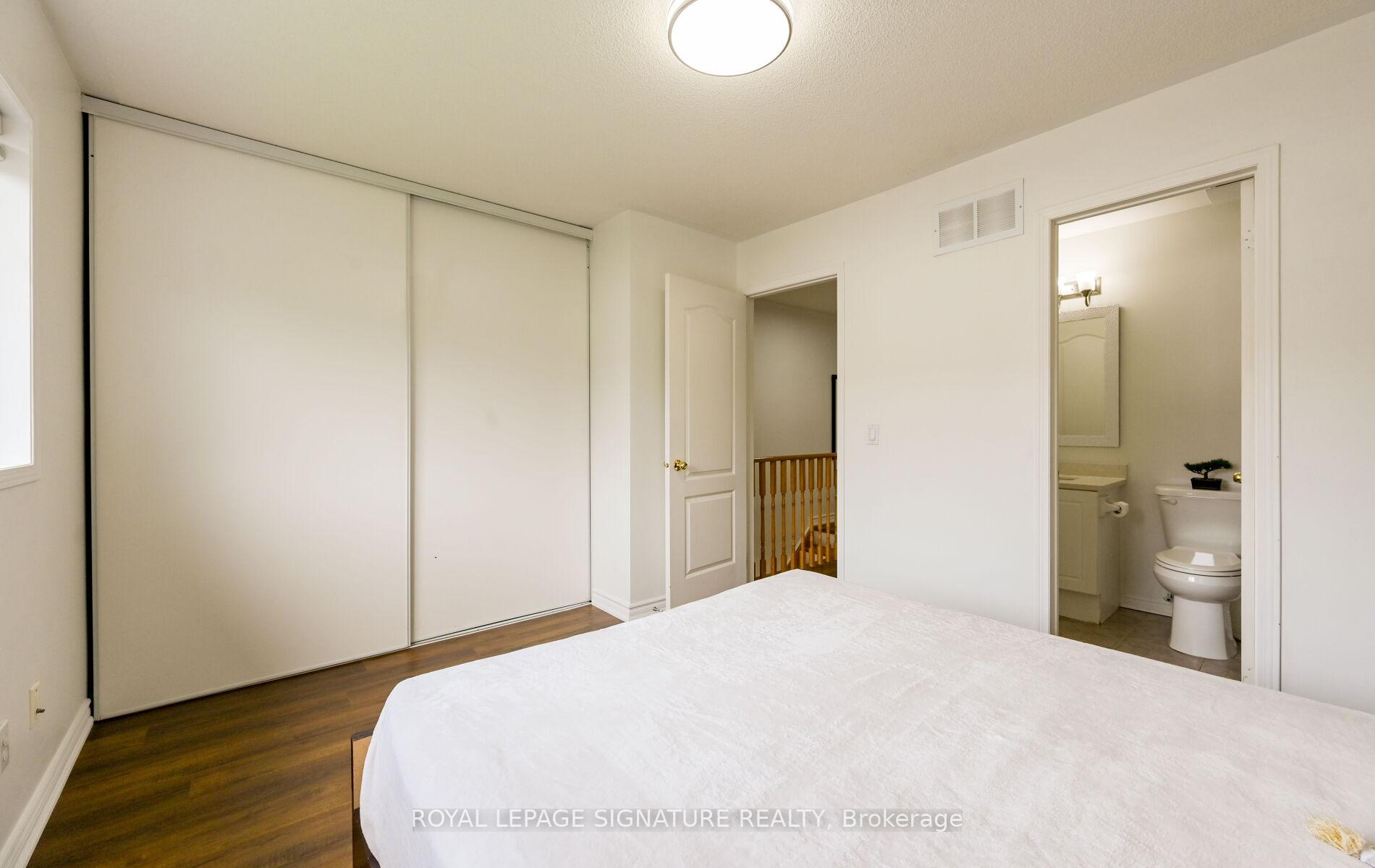 Photo 18 of Unit 21, 3020 Cedarglen Gate, Mississauga, Erindale — HOMEH