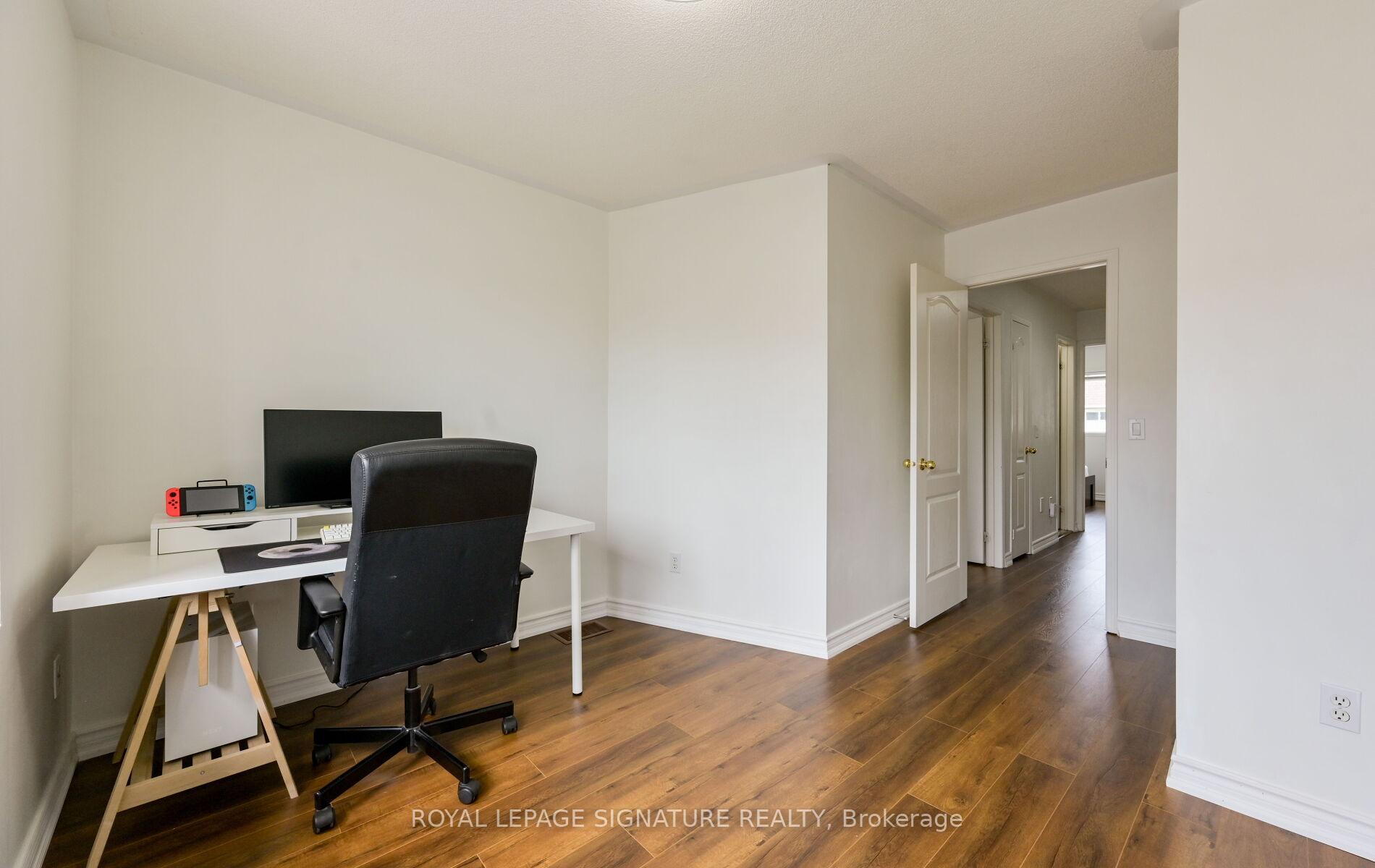 Photo 20 of Unit 21, 3020 Cedarglen Gate, Mississauga, Erindale — HOMEH