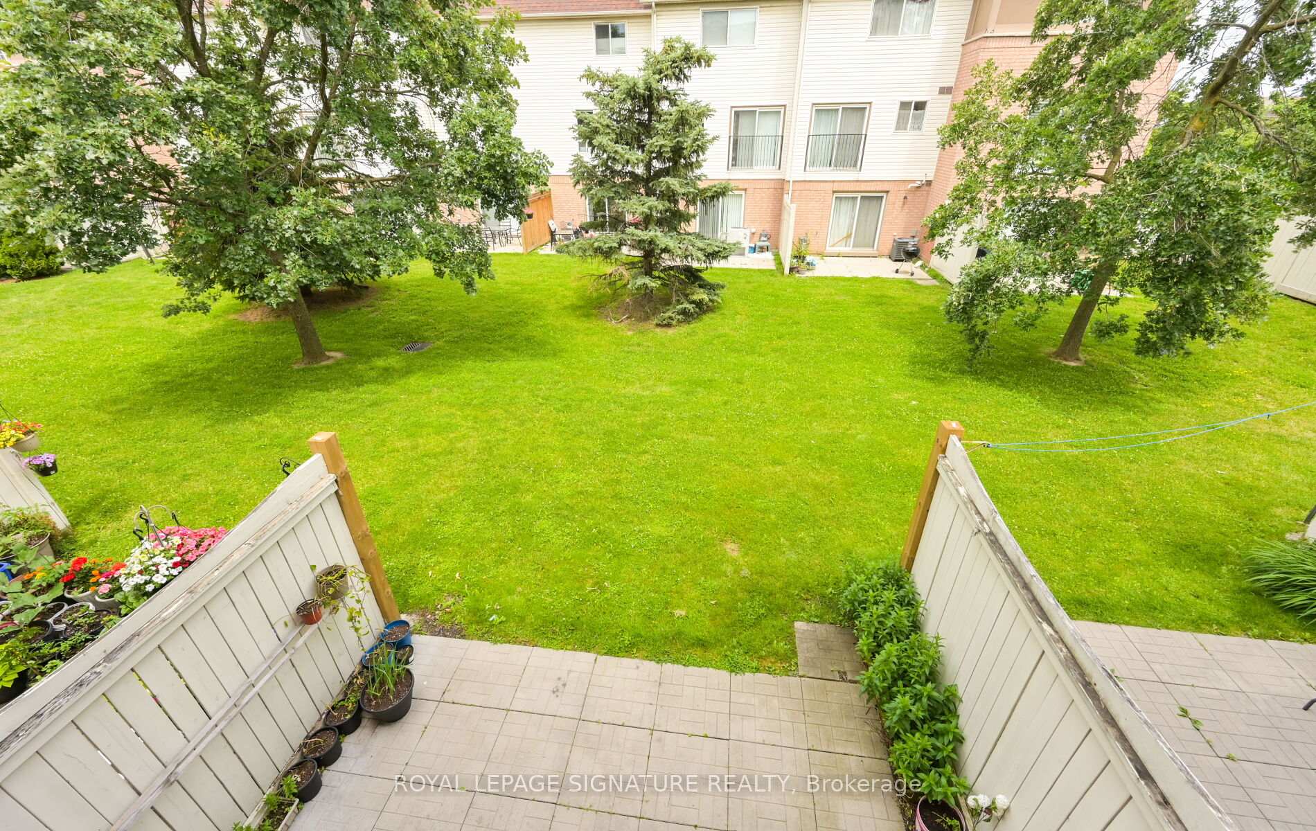Photo 29 of Unit 21, 3020 Cedarglen Gate, Mississauga, Erindale — HOMEH