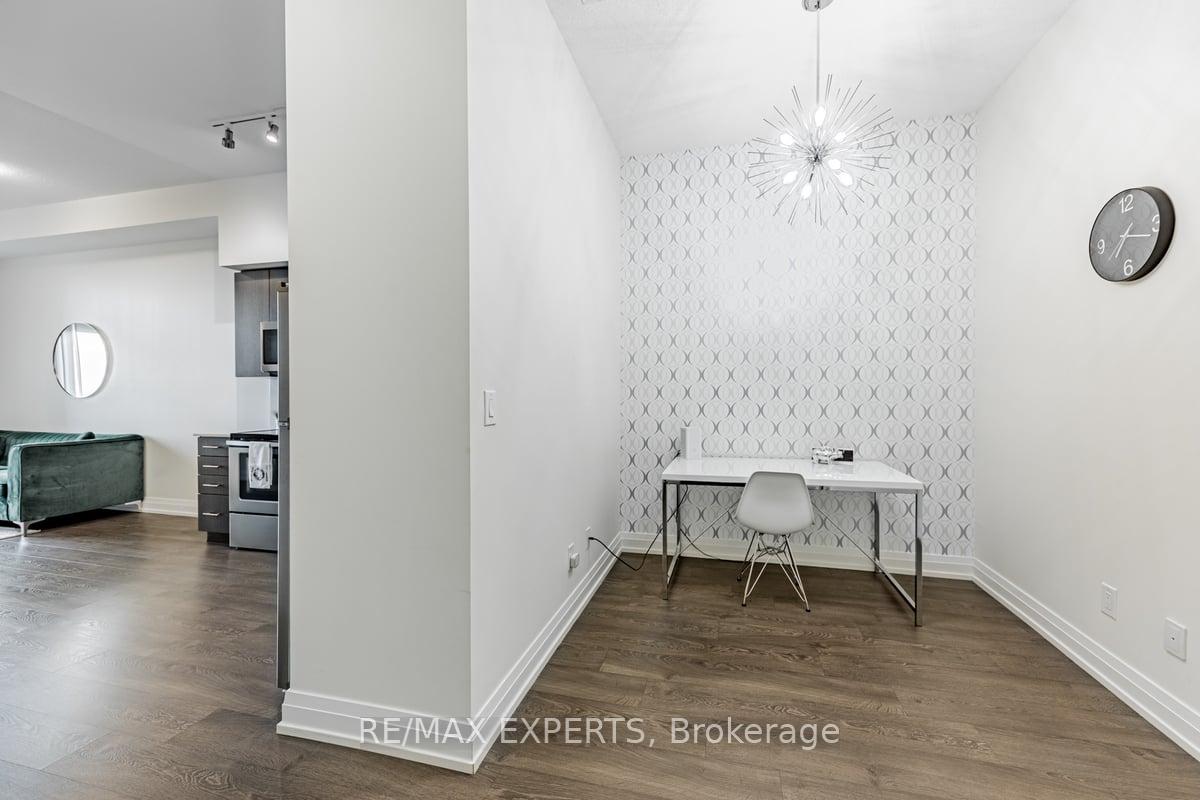Photo 5 of Unit 724, 3600 Highway 7, Vaughan, Vaughan Corporate Centre — HOMEH