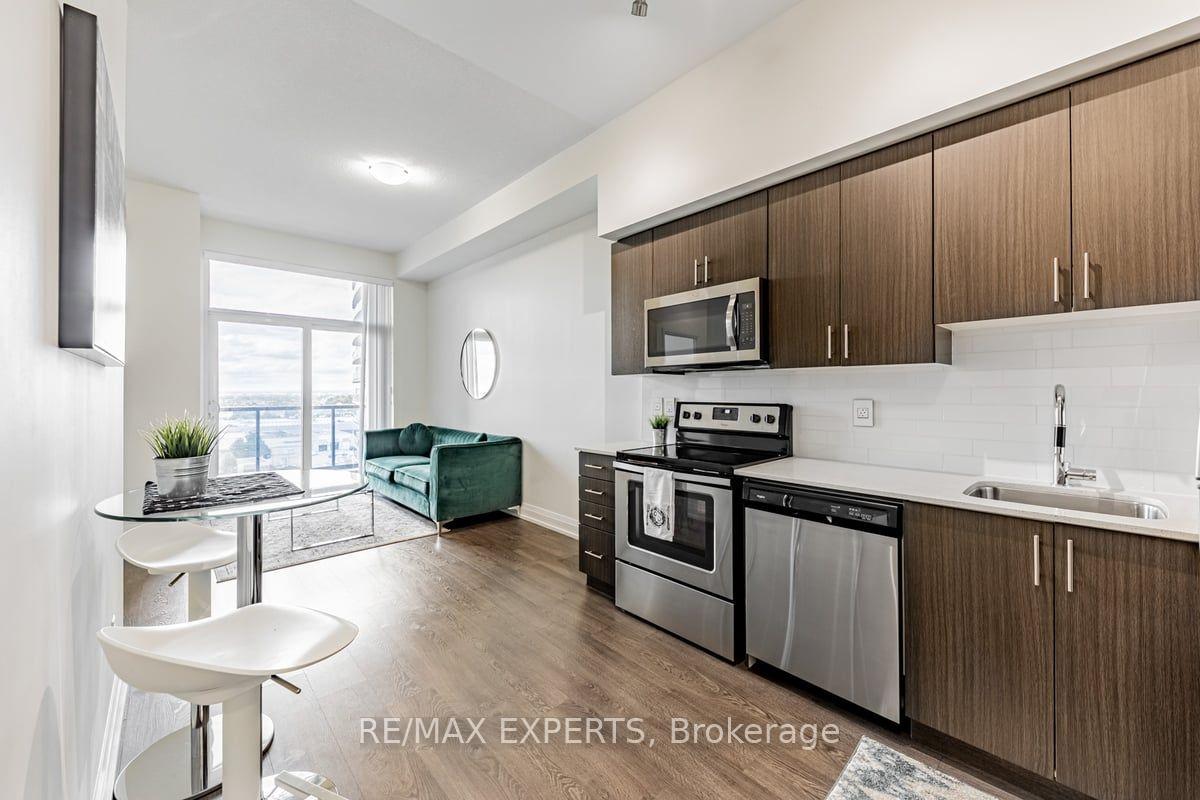 Photo 7 of Unit 724, 3600 Highway 7, Vaughan, Vaughan Corporate Centre — HOMEH