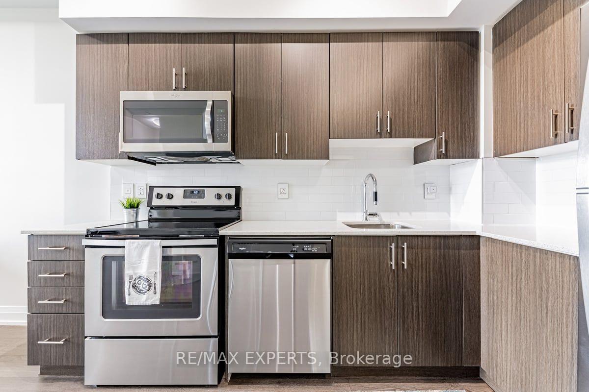 Photo 10 of Unit 724, 3600 Highway 7, Vaughan, Vaughan Corporate Centre — HOMEH