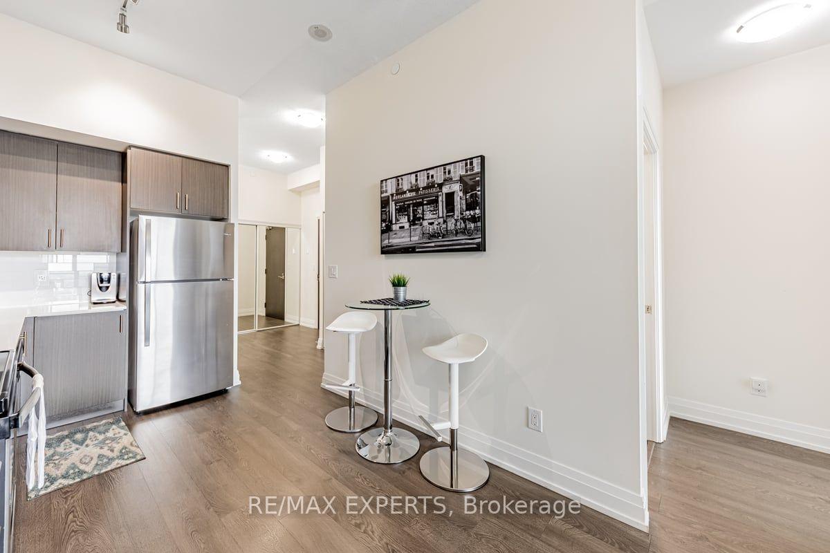 Photo 13 of Unit 724, 3600 Highway 7, Vaughan, Vaughan Corporate Centre — HOMEH