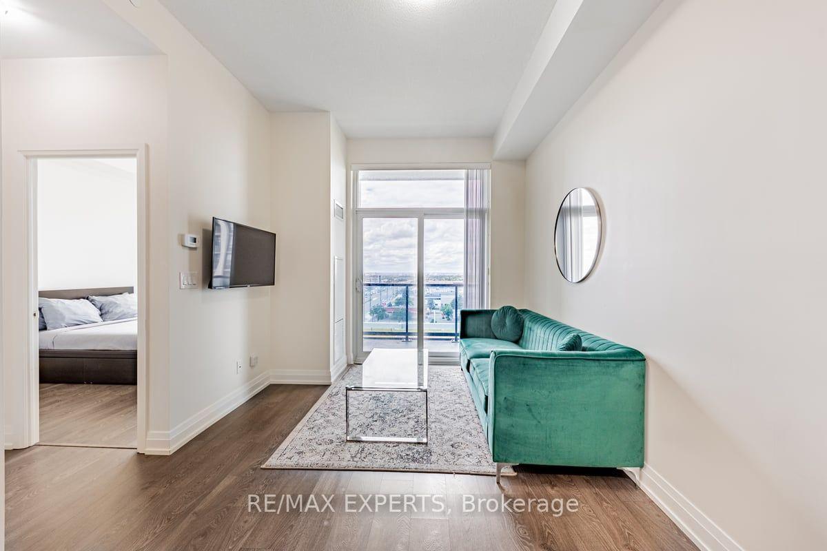 Photo 14 of Unit 724, 3600 Highway 7, Vaughan, Vaughan Corporate Centre — HOMEH