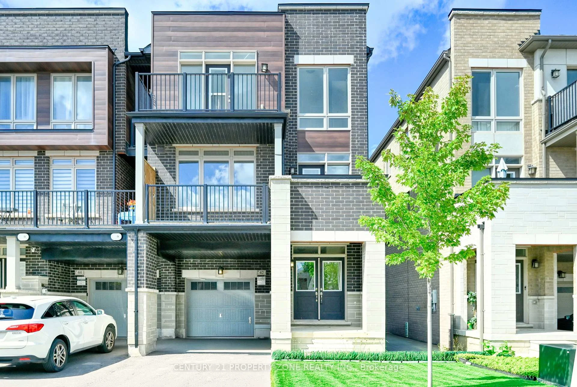Photo of 42 Donald Ficht Crescent