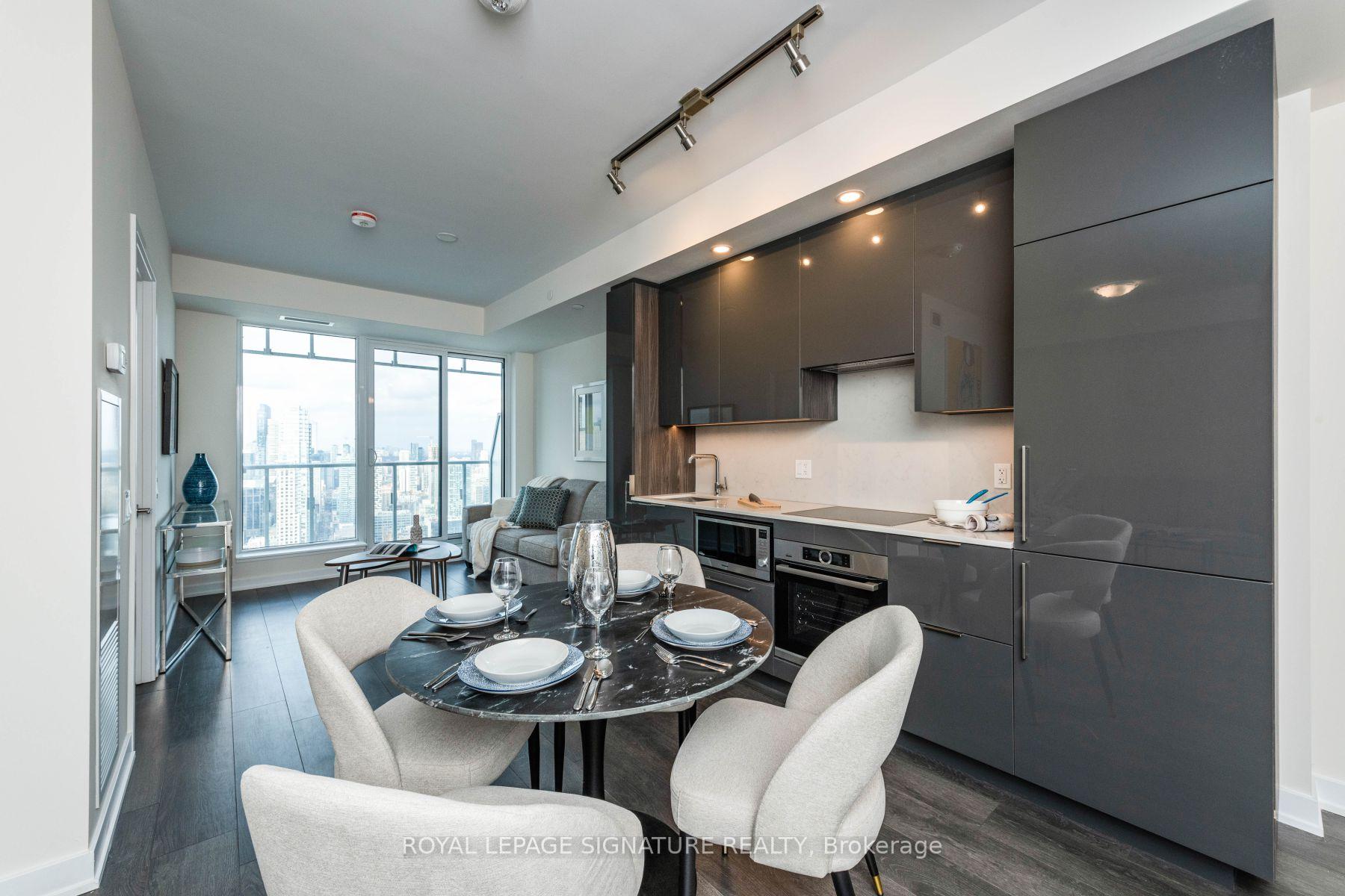 Photo 5 of Unit 5306, 28 Freeland Street, Toronto, Waterfront Communities — HOMEH