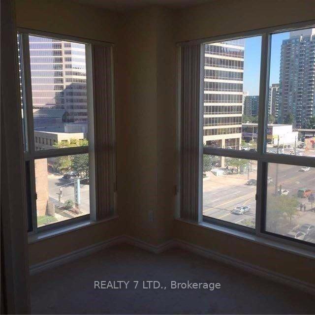 Photo 13 of Unit 912, 7 Lorraine Drive, North York, Willowdale West — HOMEH