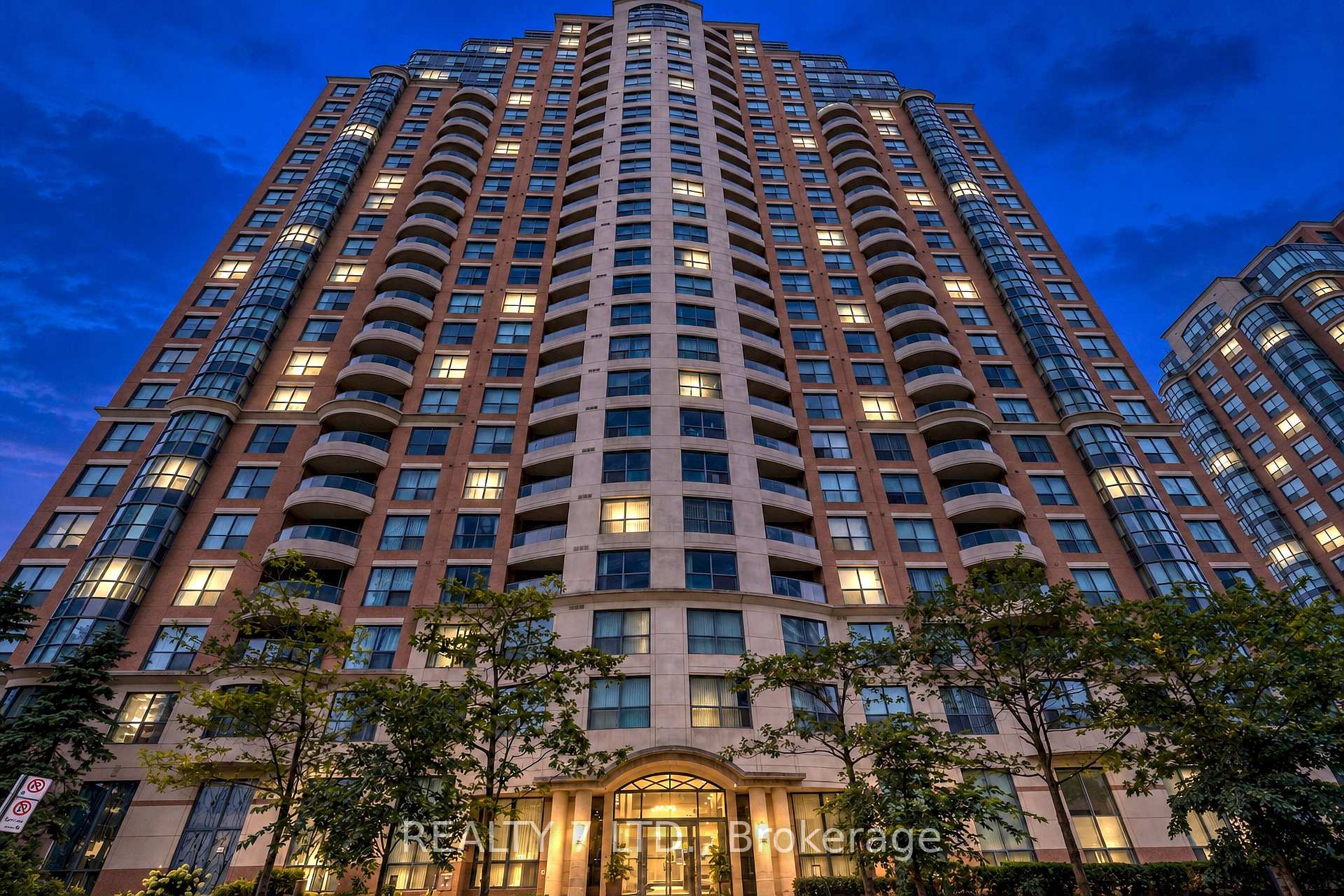 Photo 1 of Unit 912, 7 Lorraine Drive, North York, Willowdale West — HOMEH