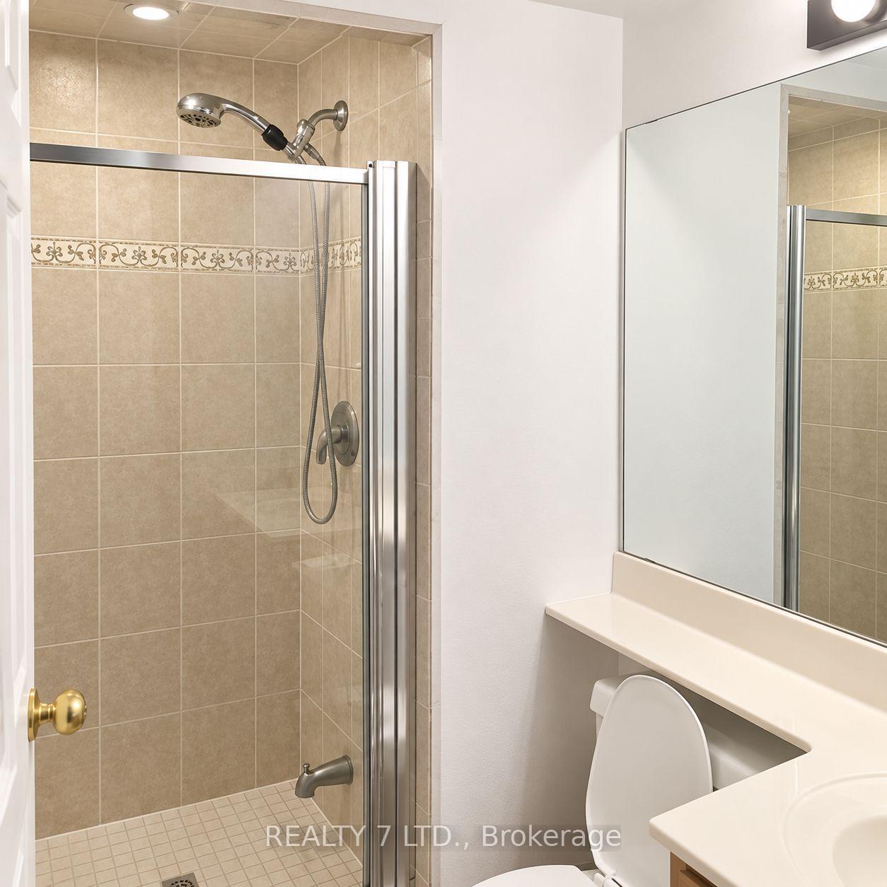 Photo 32 of Unit 912, 7 Lorraine Drive, North York, Willowdale West — HOMEH
