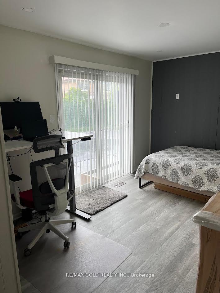 Photo 13 of 42 Beechwood Crescent, Brampton, Avondale — HOMEH