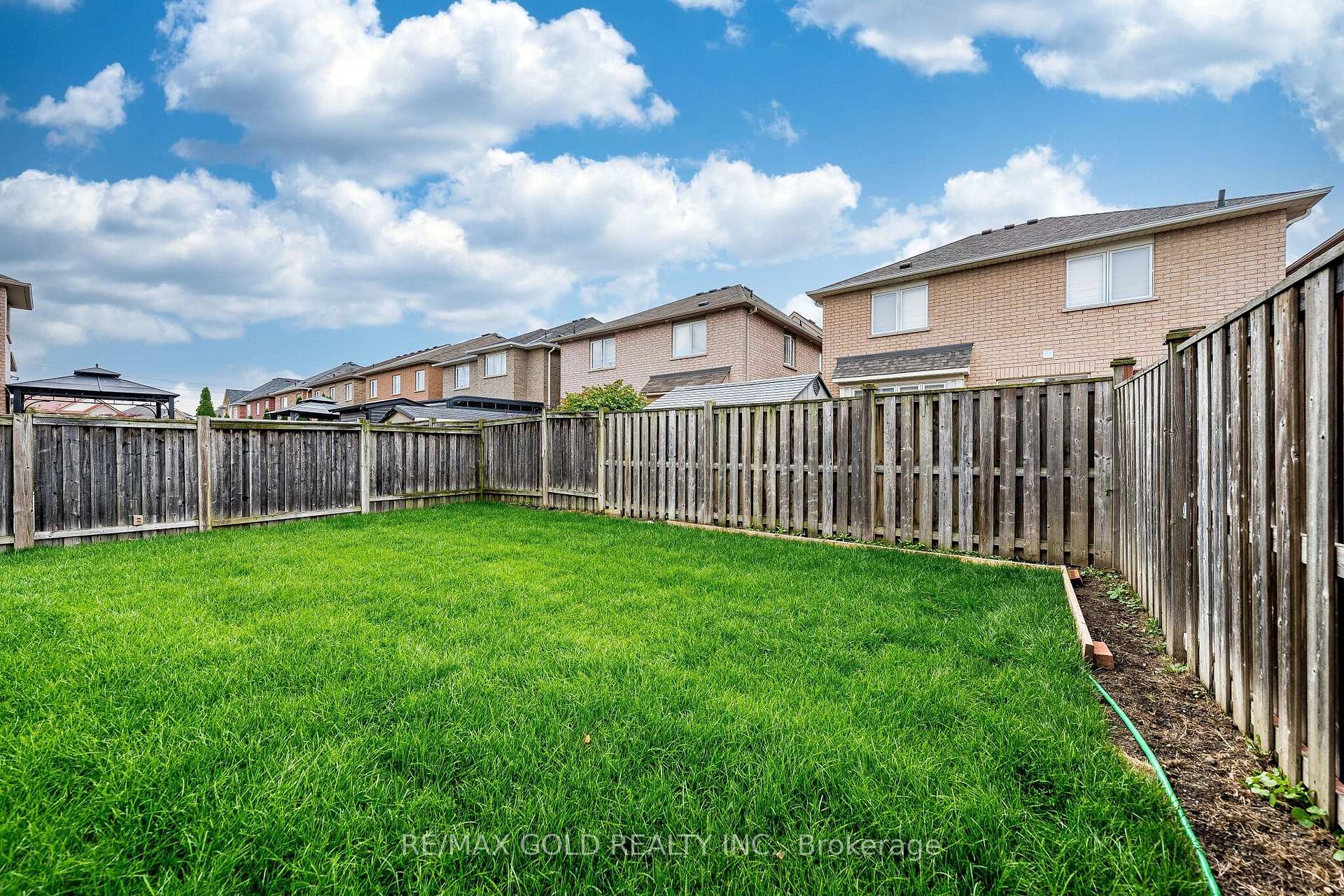 Photo 37 of 43 Spotted Owl Crescent, Brampton, Northwest Sandalwood Parkway — HOMEH