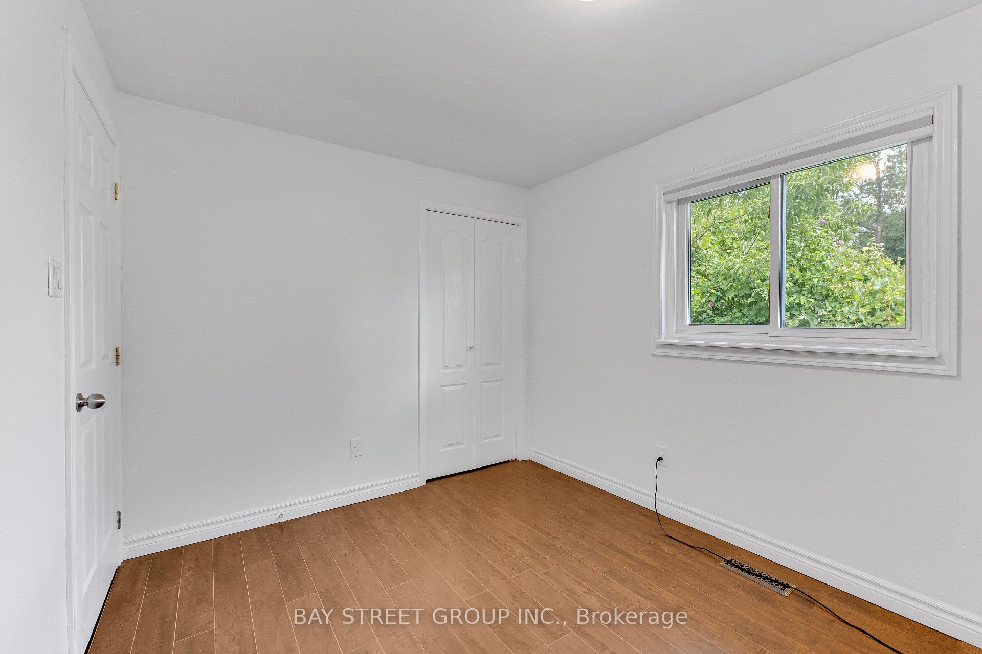 Photo 28 of 2283 Devon Road, Oakville, Ford — HOMEH