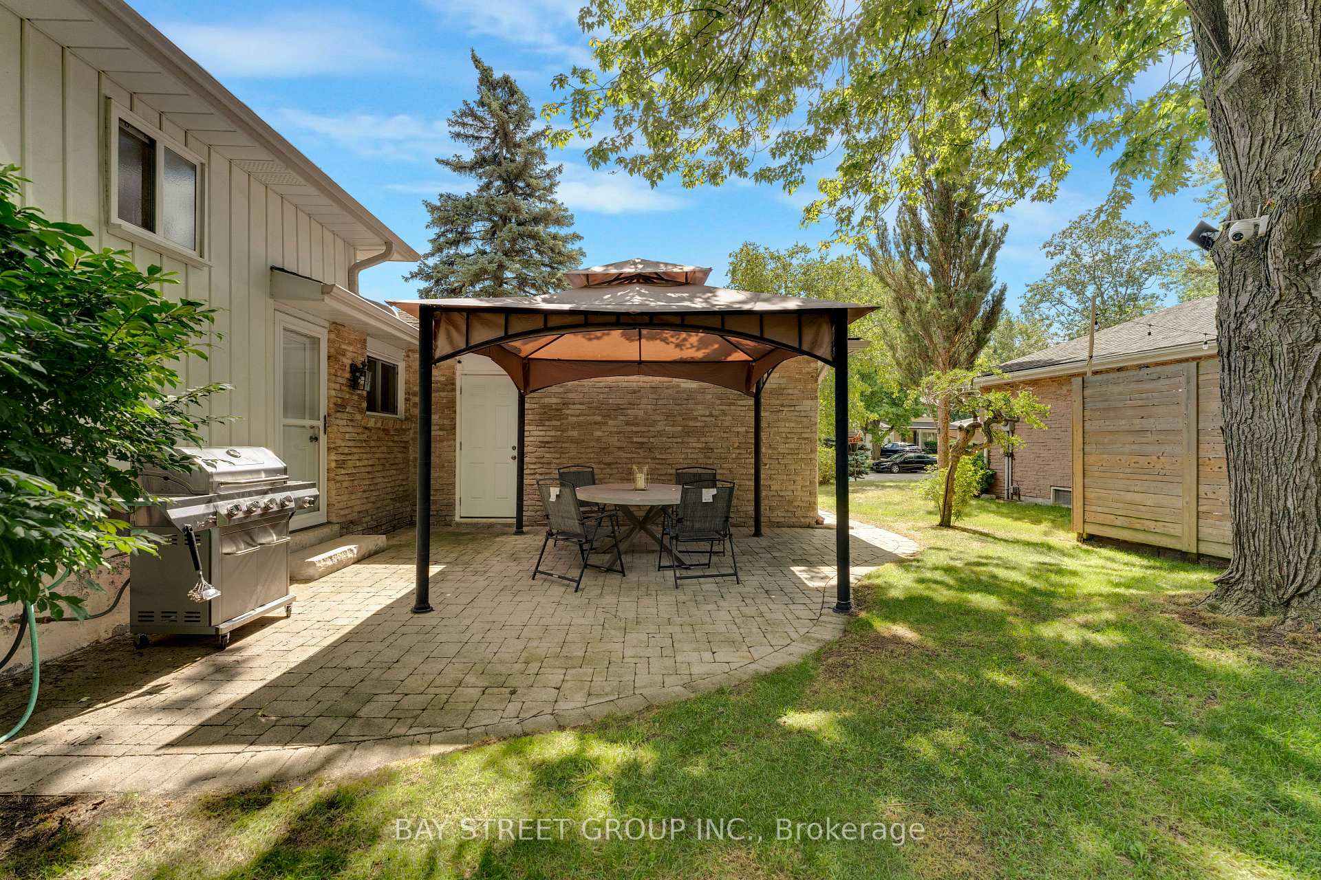 Photo 38 of 2283 Devon Road, Oakville, Ford — HOMEH