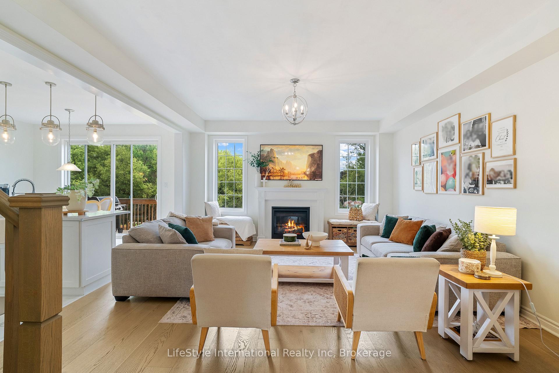 Photo 12 of 68 Barkerville Drive, Whitby, Lynde Creek — HOMEH