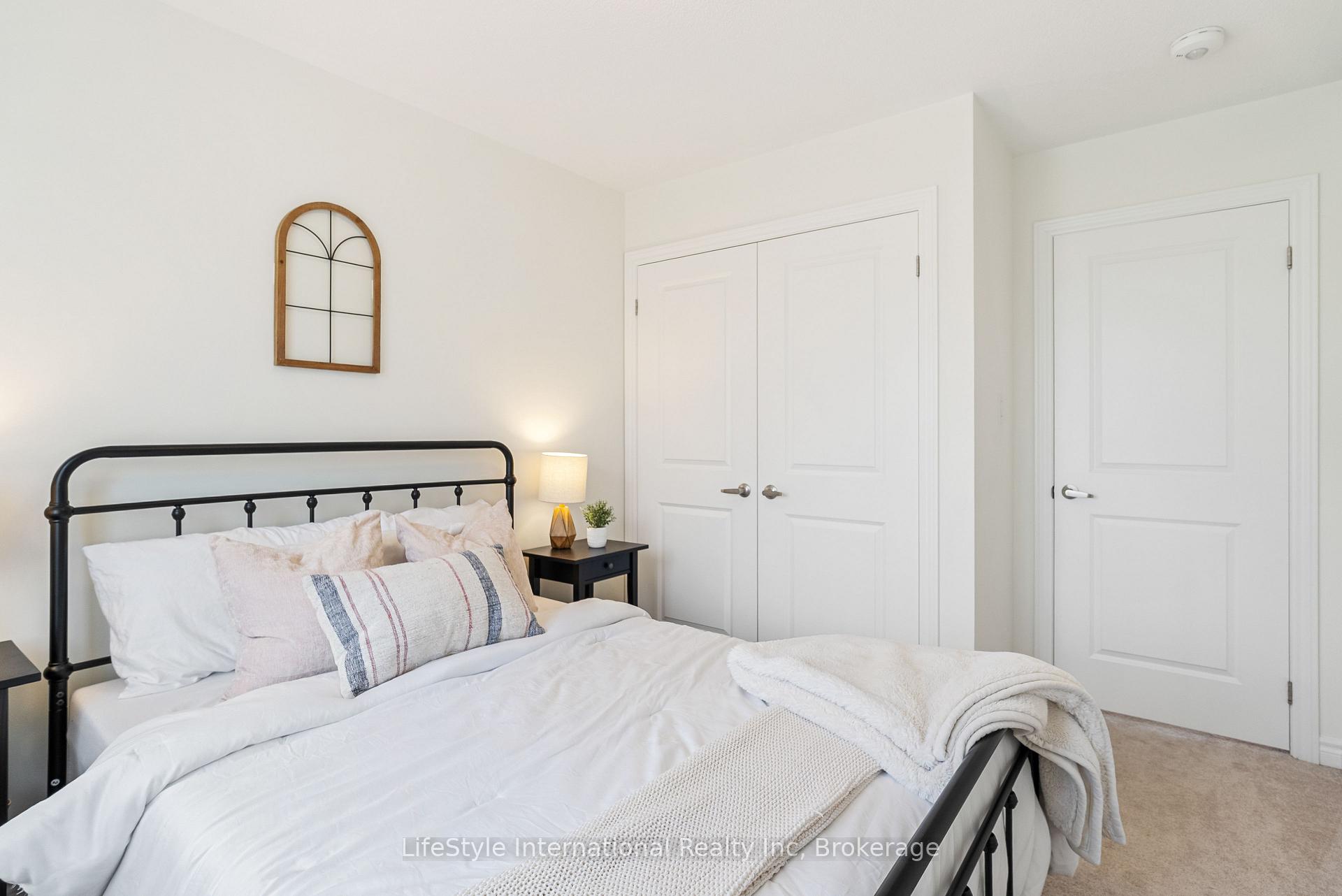 Photo 40 of 68 Barkerville Drive, Whitby, Lynde Creek — HOMEH