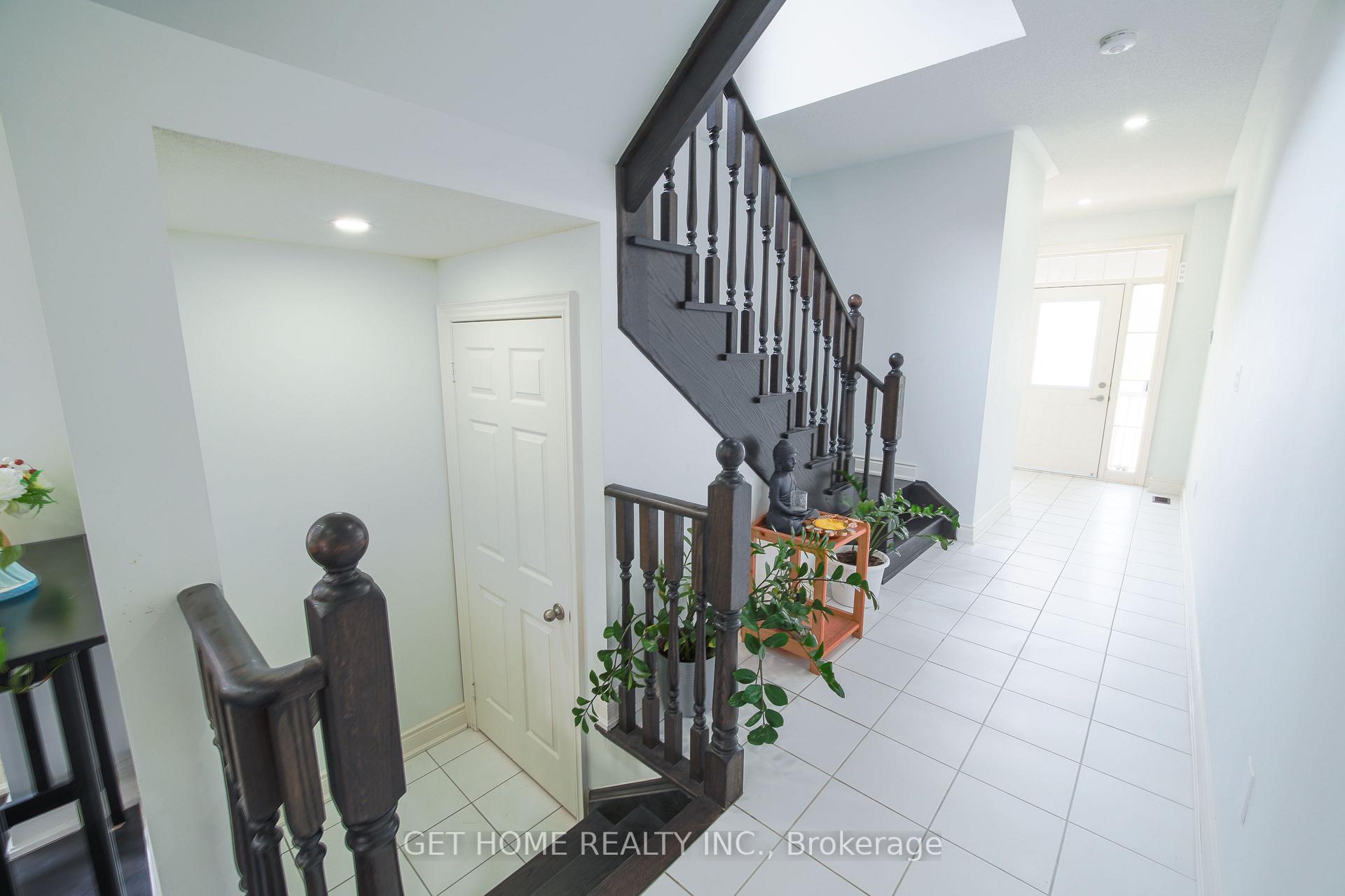 Photo 6 of 114 Attwater Drive, Cambridge, Little's Corners — HOMEH