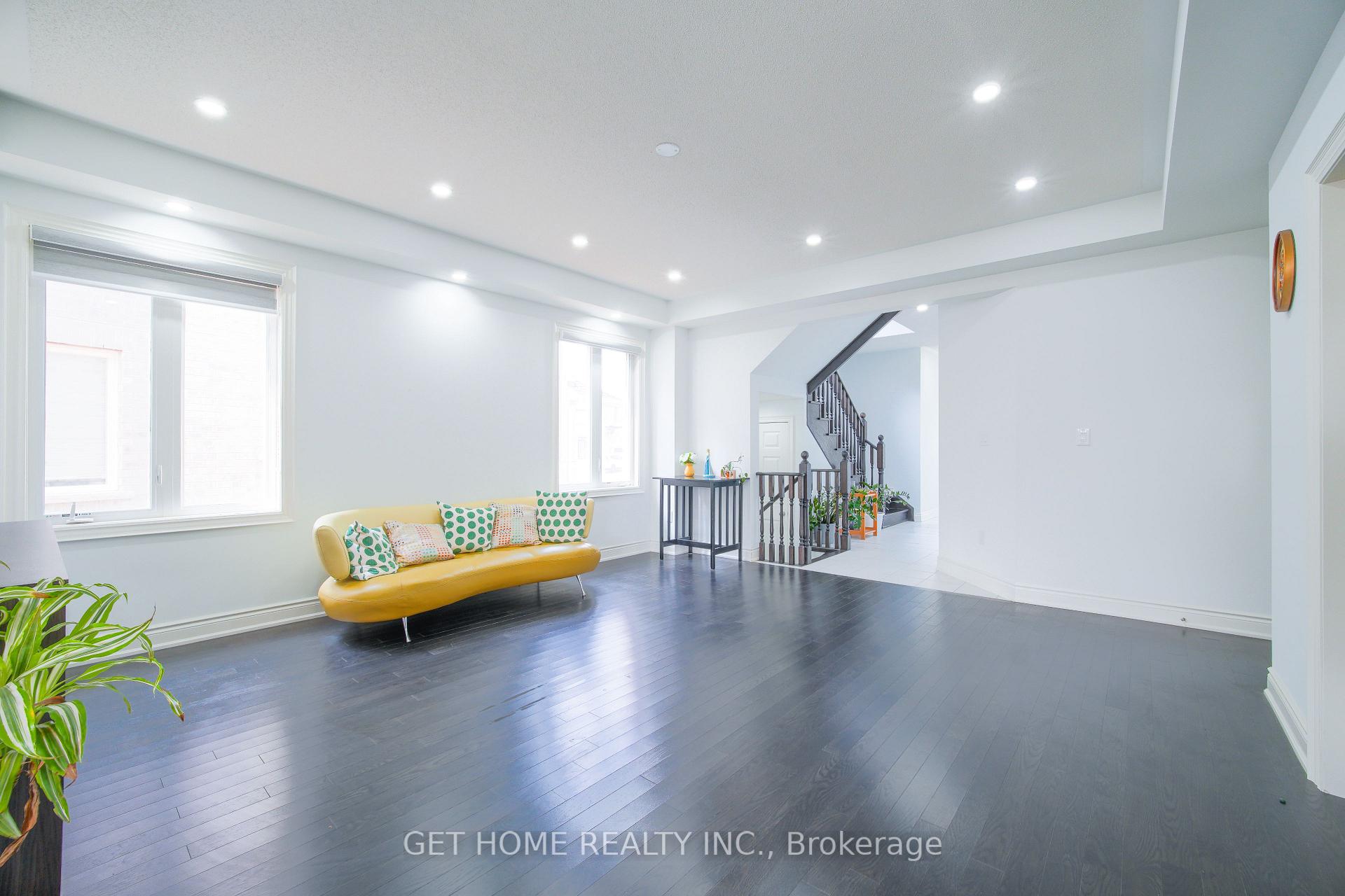Photo 11 of 114 Attwater Drive, Cambridge, Little's Corners — HOMEH