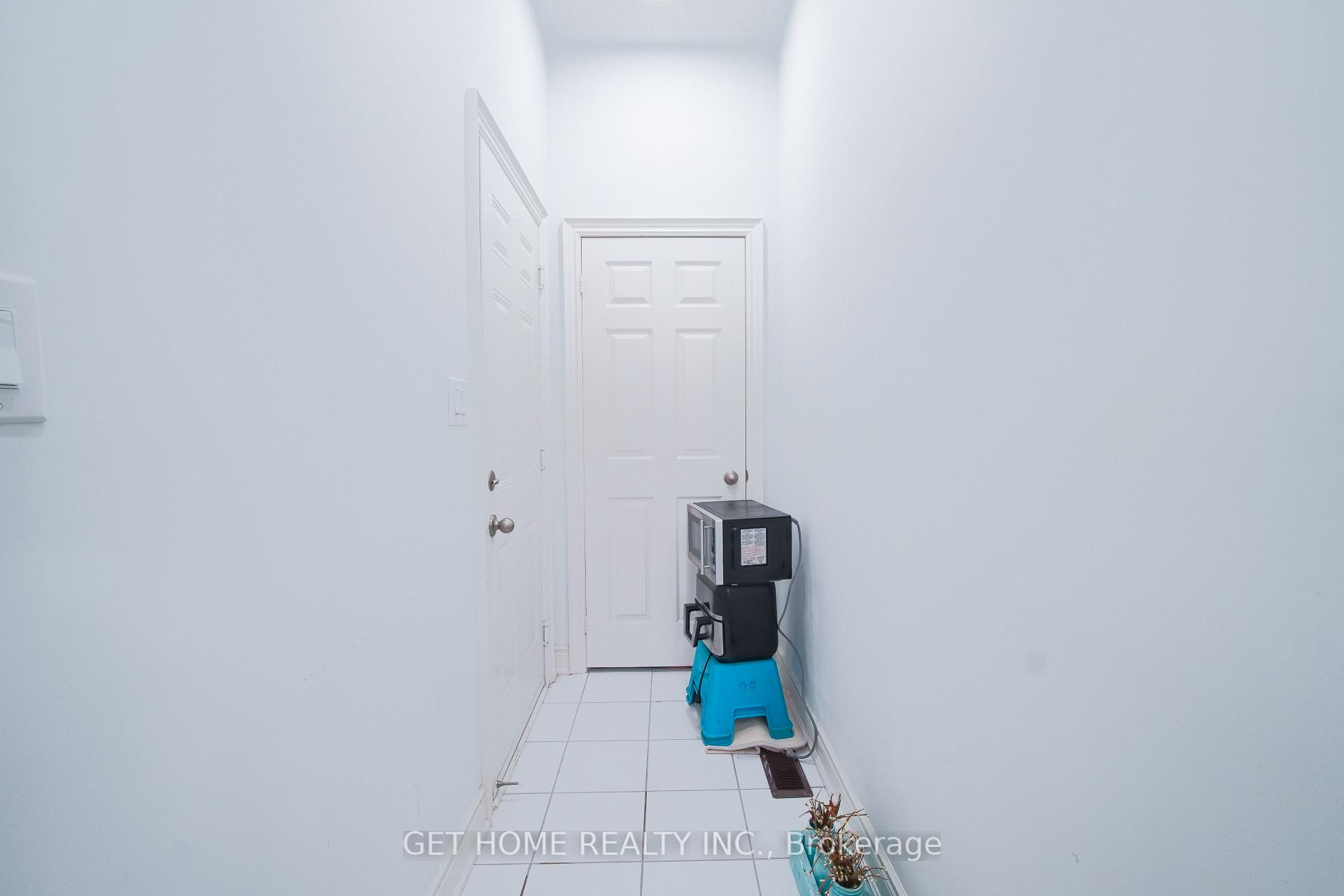 Photo 20 of 114 Attwater Drive, Cambridge, Little's Corners — HOMEH