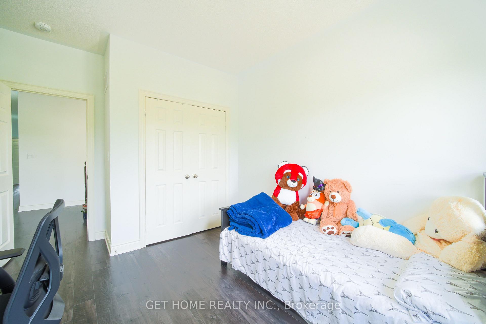 Photo 23 of 114 Attwater Drive, Cambridge, Little's Corners — HOMEH