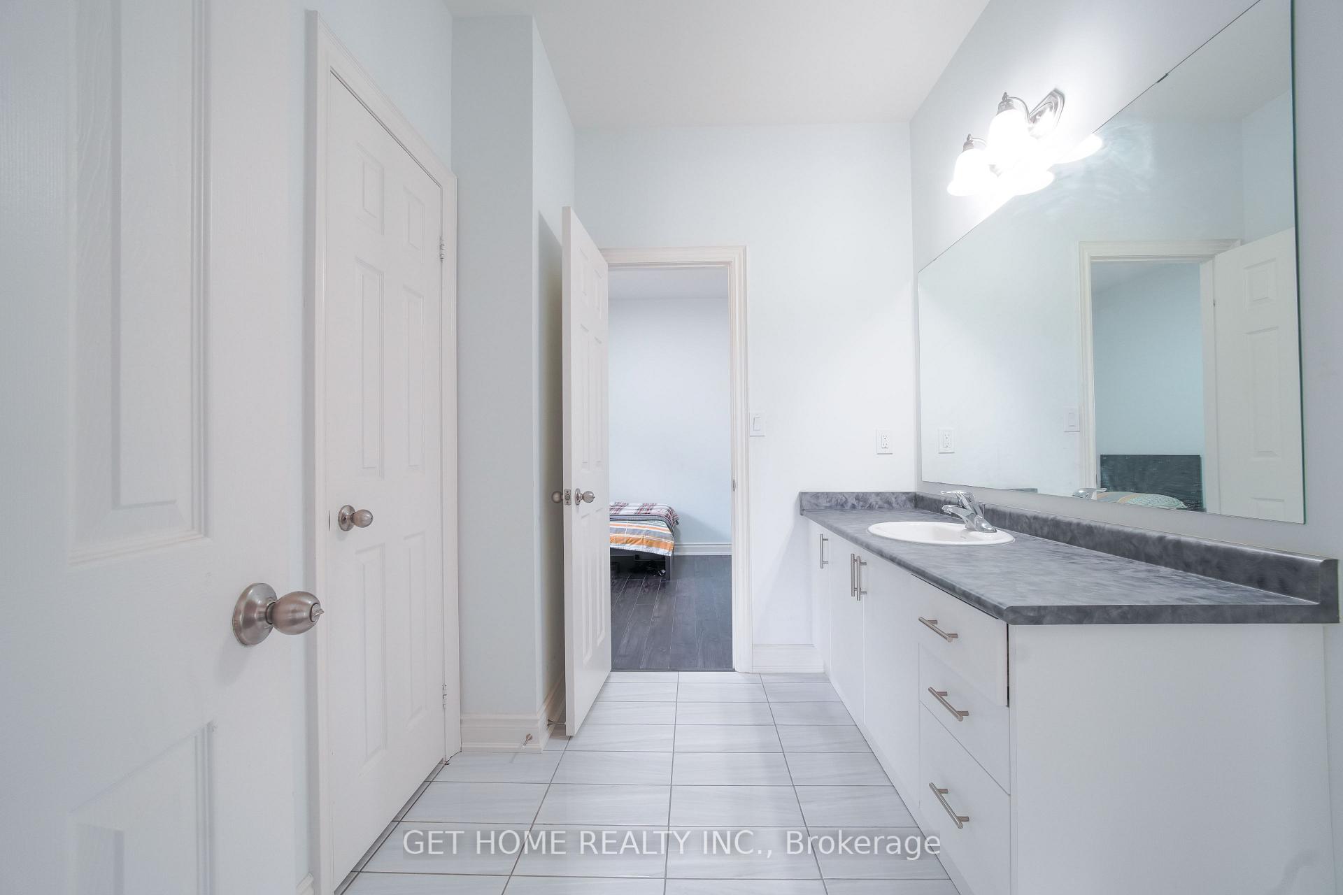 Photo 43 of 114 Attwater Drive, Cambridge, Little's Corners — HOMEH